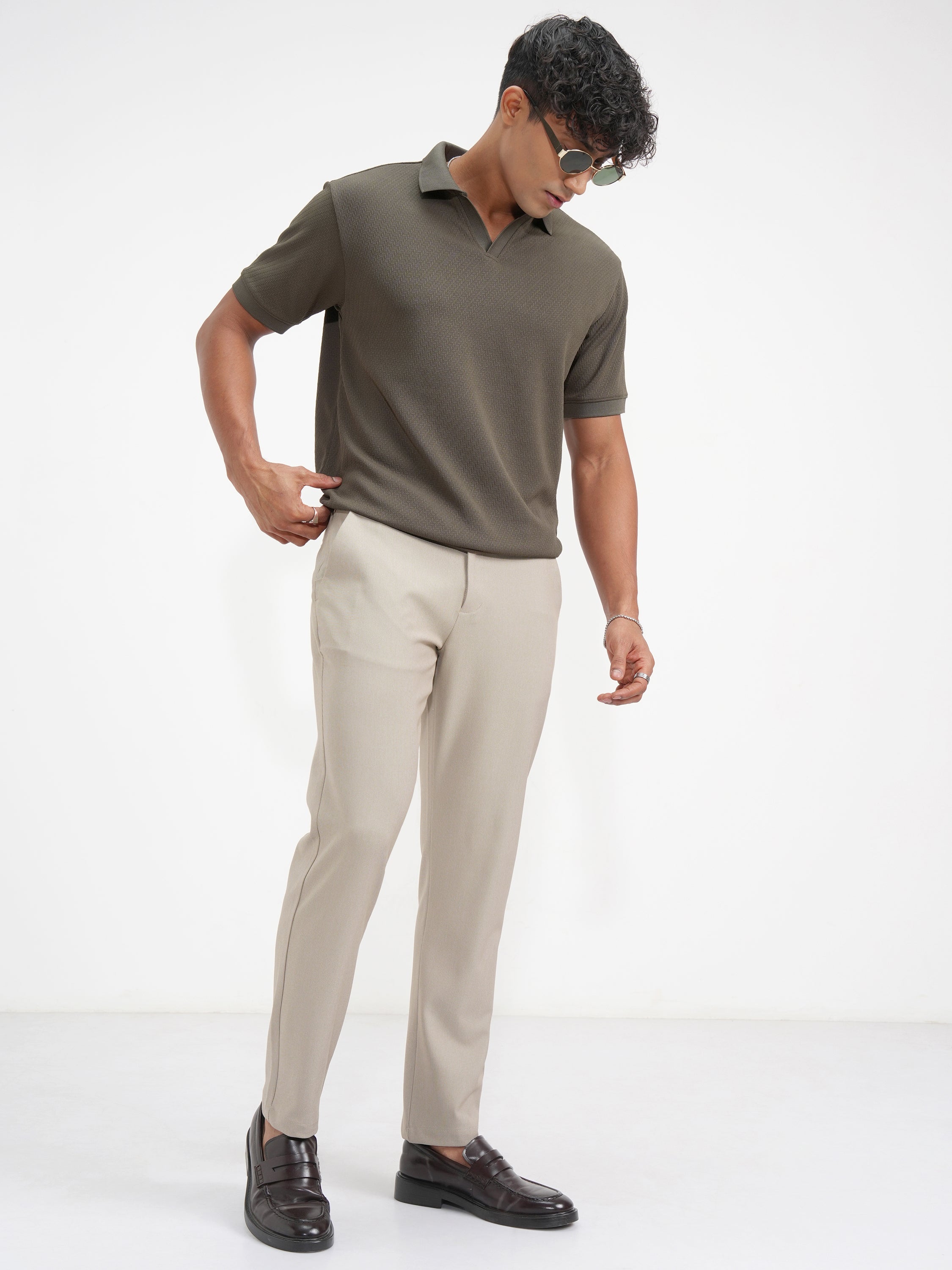 Highlander Men Olive Solid Polo Collar T-Shirt - Olive - Image 2
