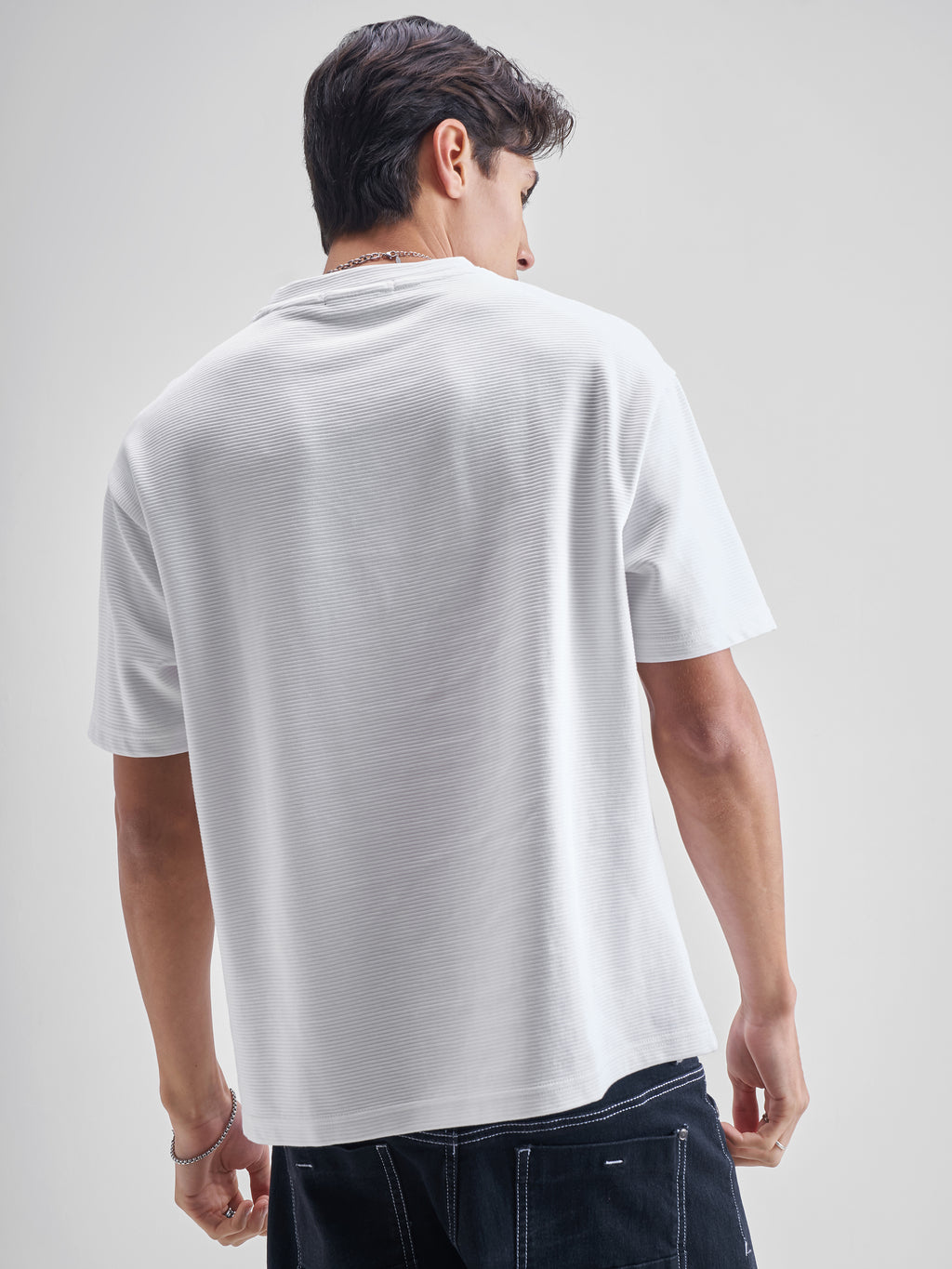 Highlander Men White Printed Round Neck Oversized Fit T-Shirt - White - Image 3
