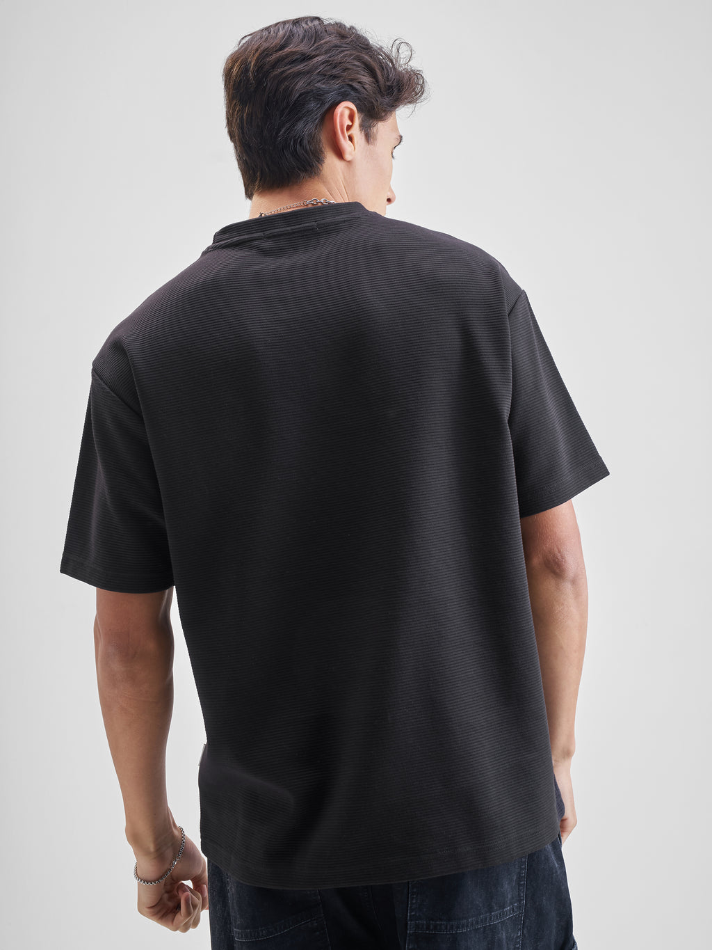 Highlander Men Black Printed Round Neck Oversized Fit T-Shirt - Black - Image 3