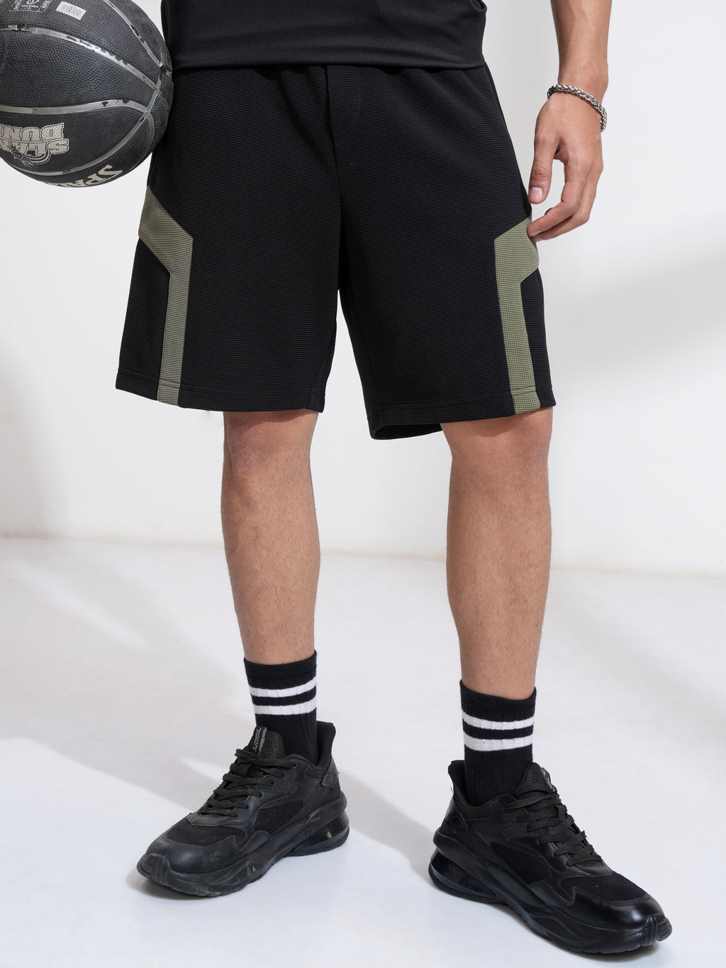 Highlander Men Black Regular Shorts - Black - Image 1