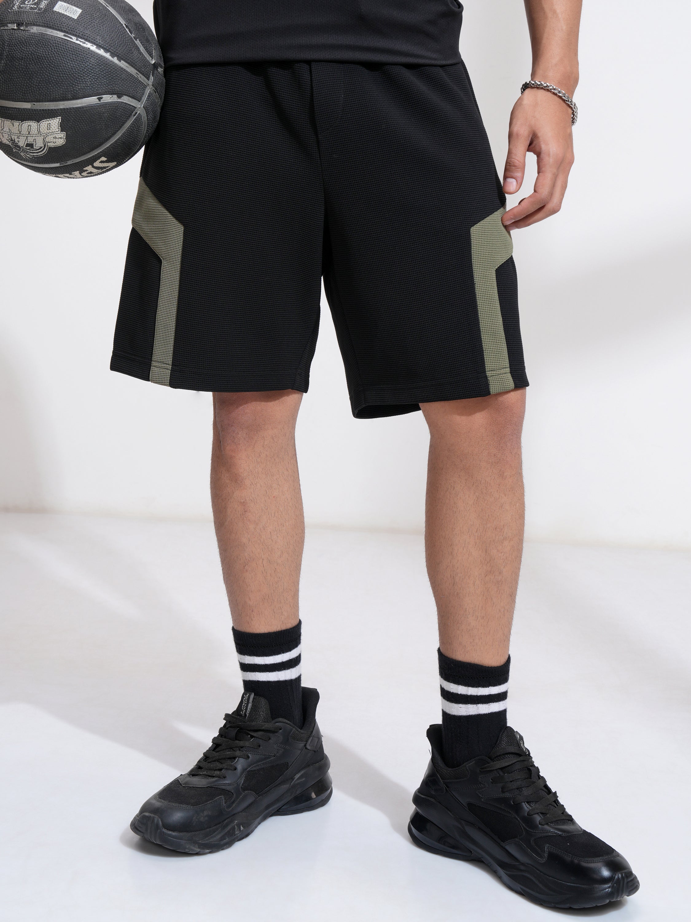 Highlander Men Black Regular Shorts - Black - Image 1