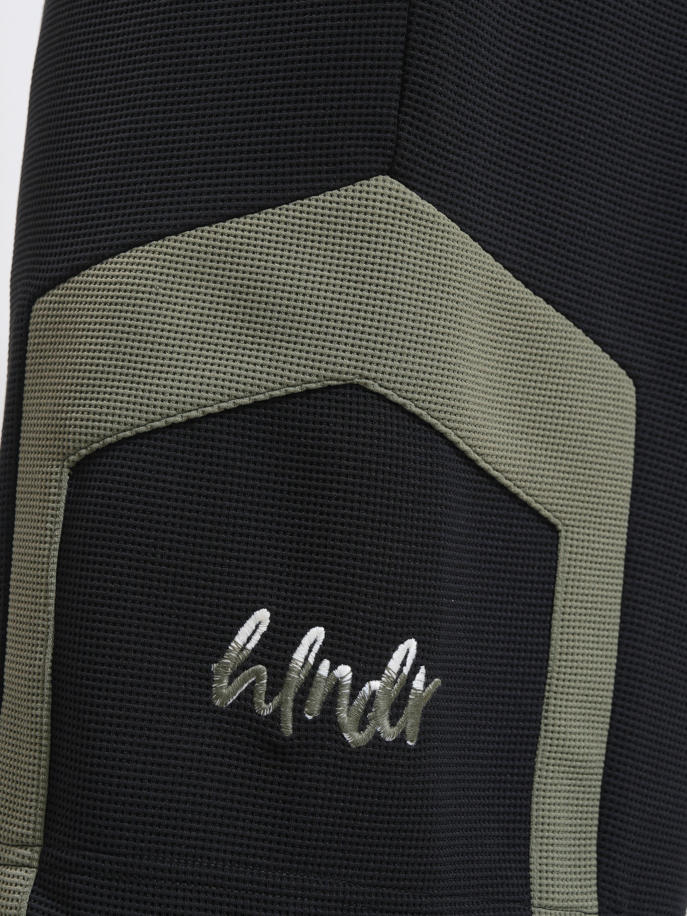 Highlander Men Black Regular Shorts - Black - Image 7