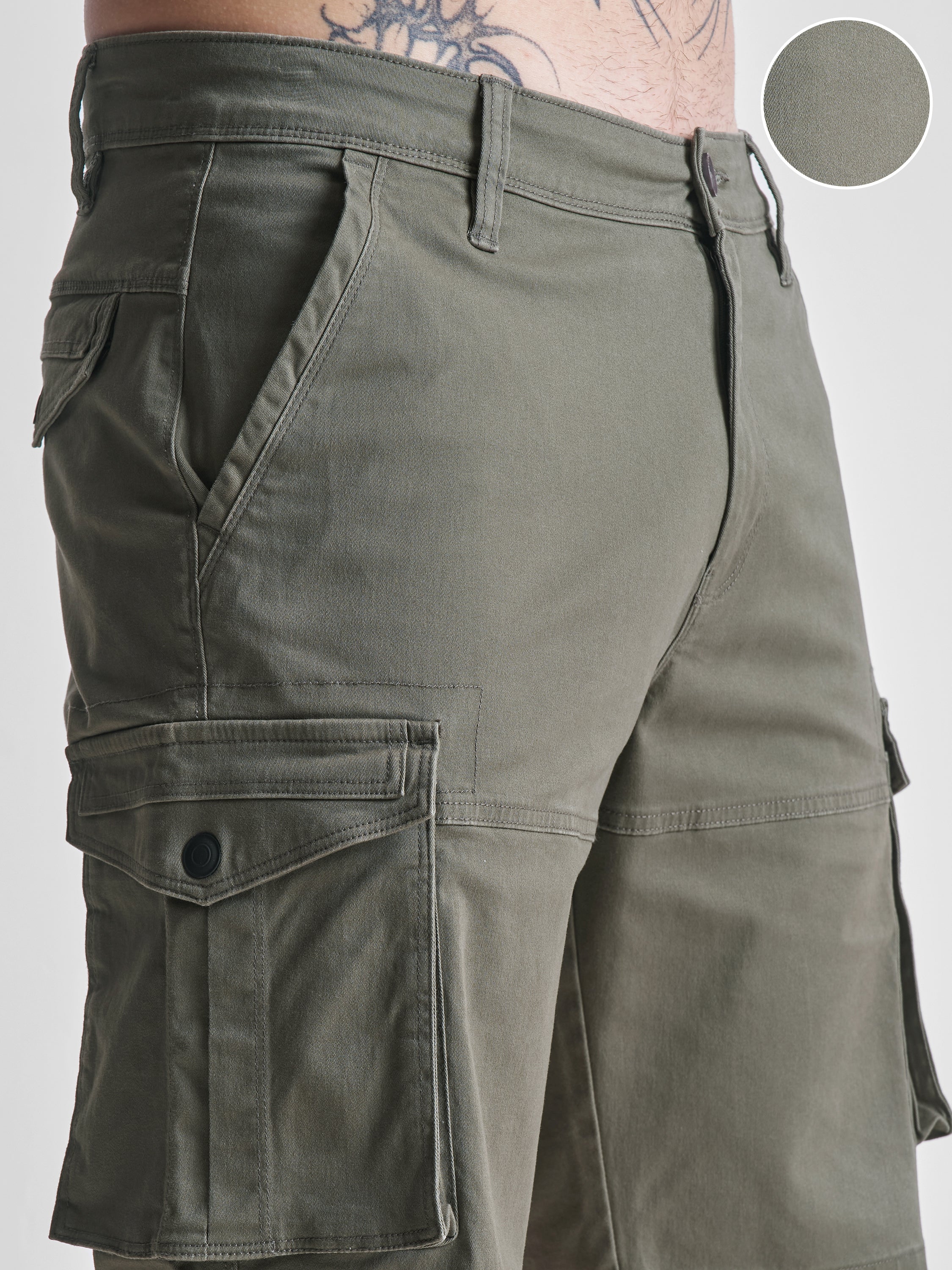 Highlander Men Green Regular Fit Cargo Shorts - Green - Image 5