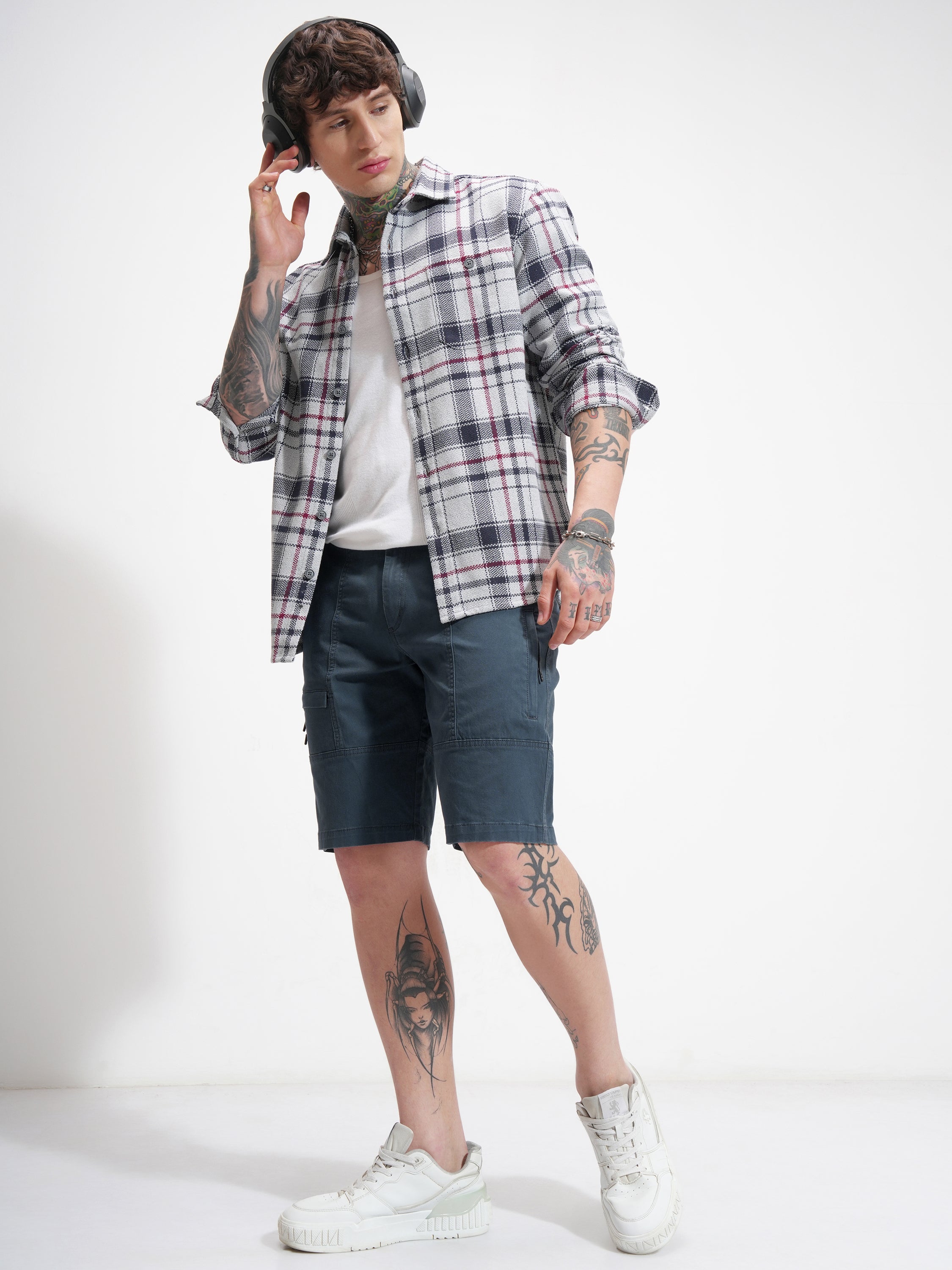 Highlander Men Blue Relaxed Fit Cargo Shorts - Blue - Image 2