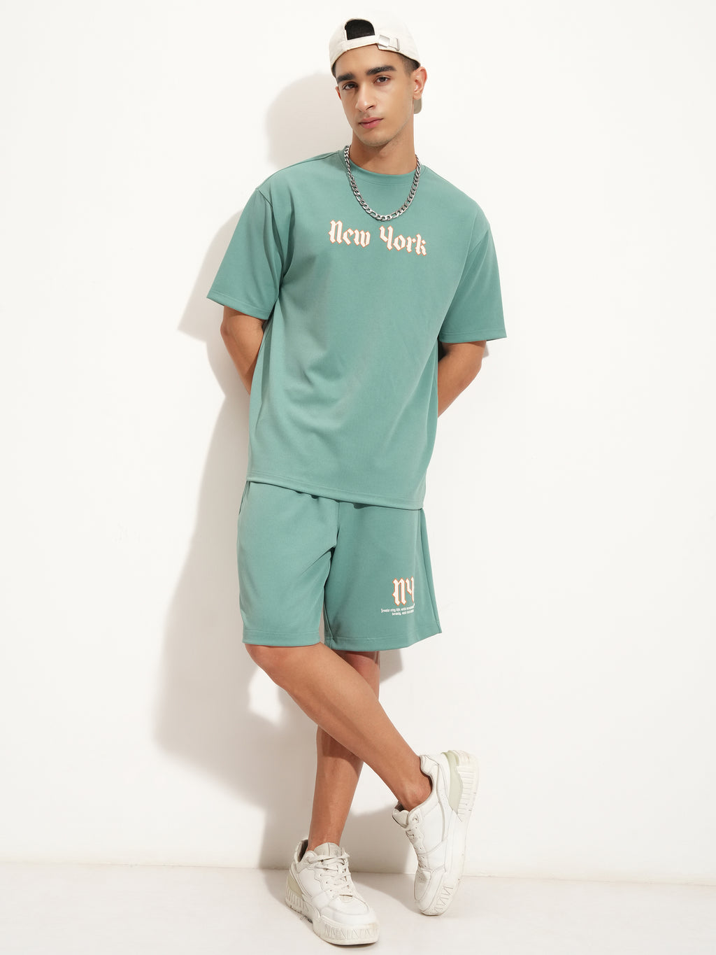 Highlander Men Green Loose Fit Shorts - Green - Image 2