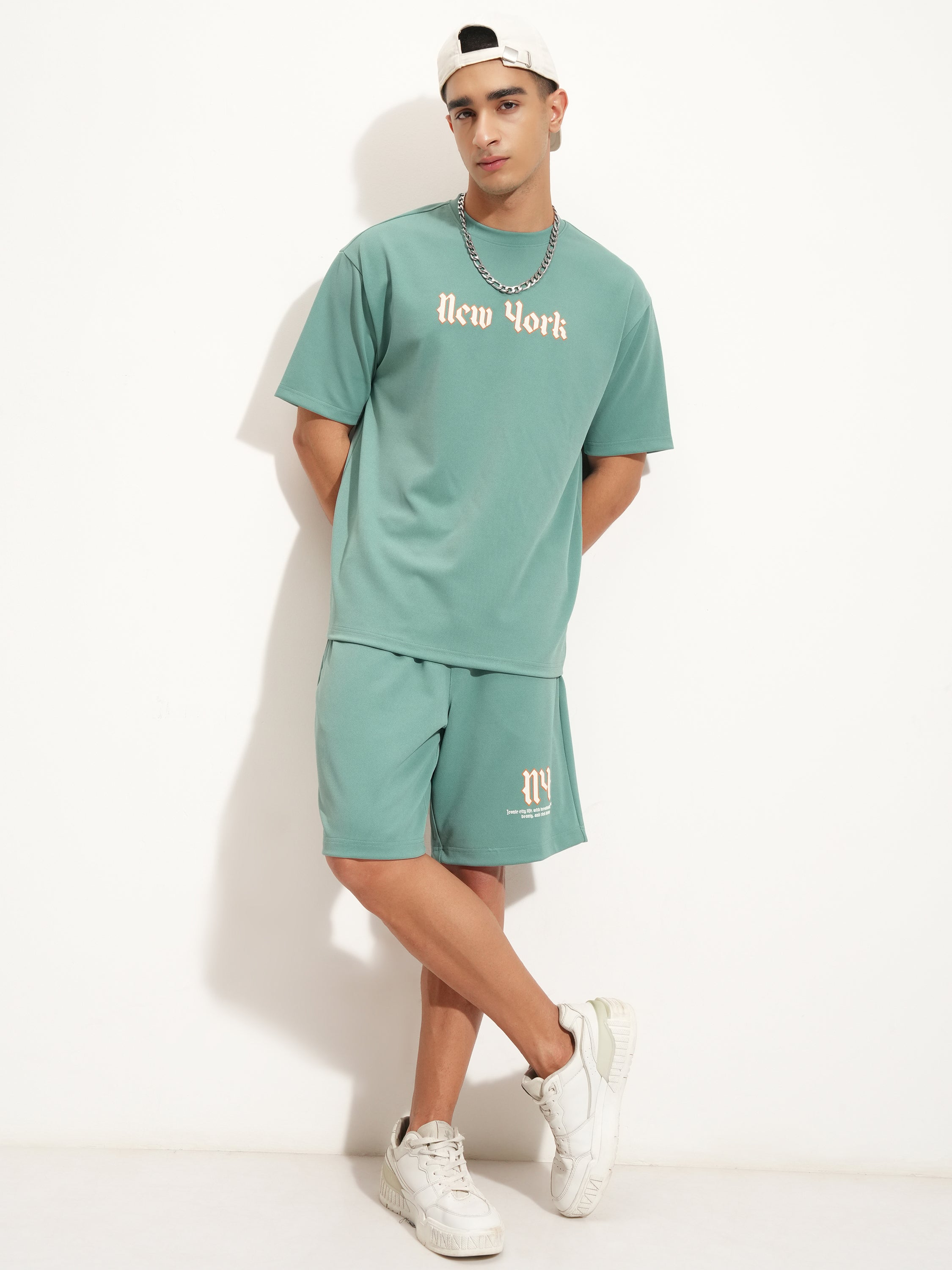 Highlander Men Green Loose Fit Shorts - Green - Image 2