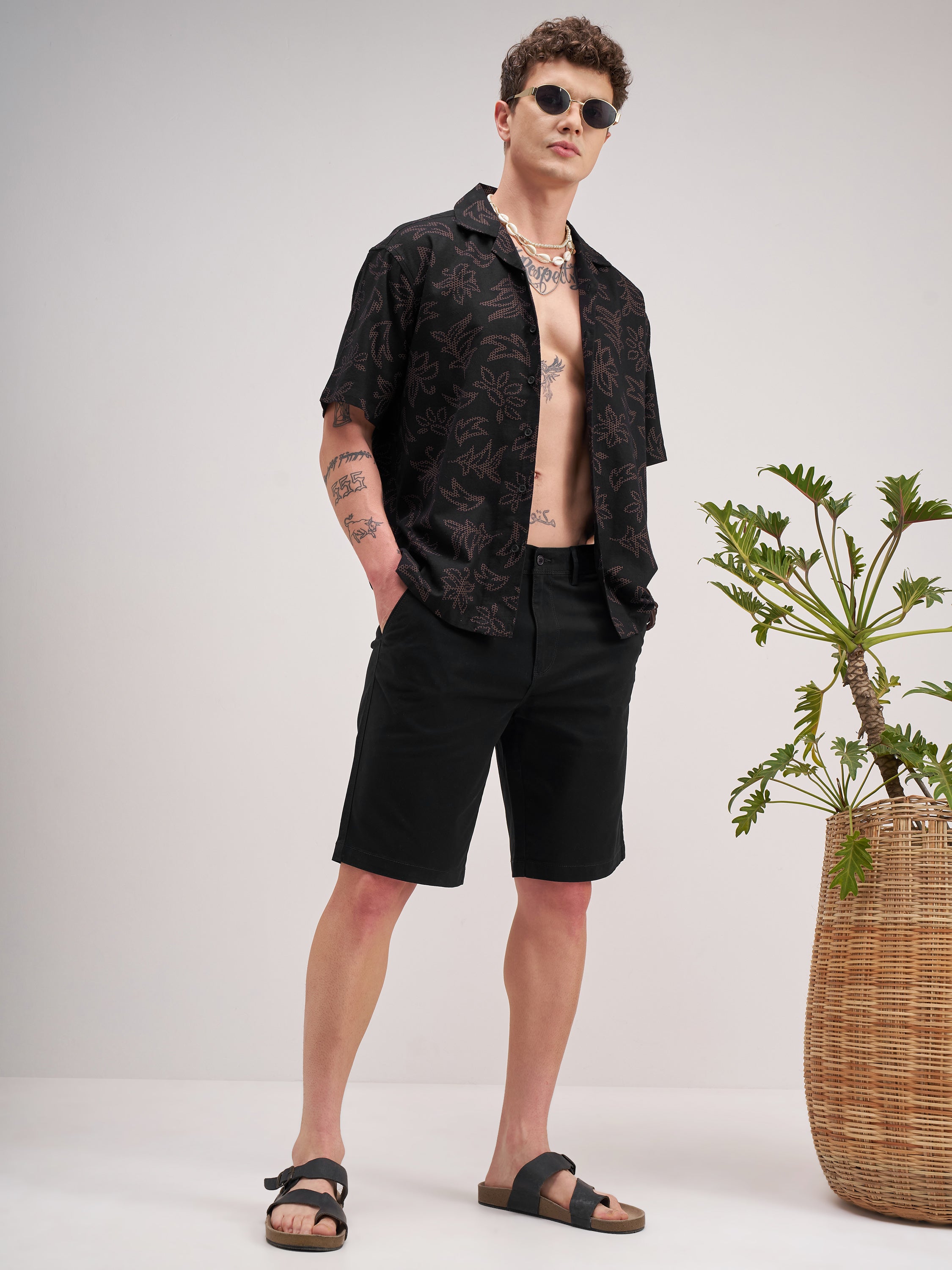 Highlander Men Black Slim Fit Chino Shorts - Black - Image 2