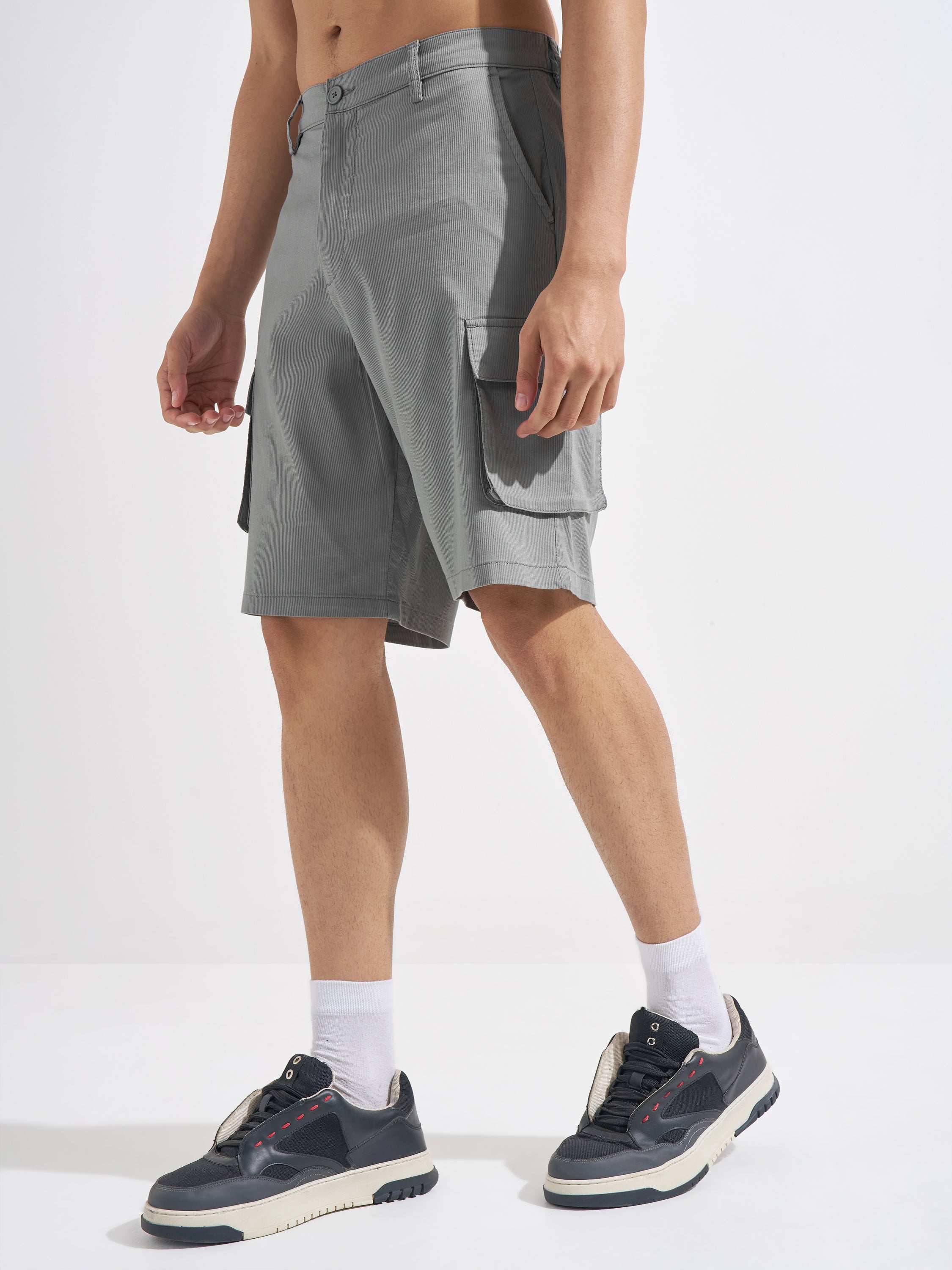 Highlander Men Grey Relaxed Fit Cargo Shorts