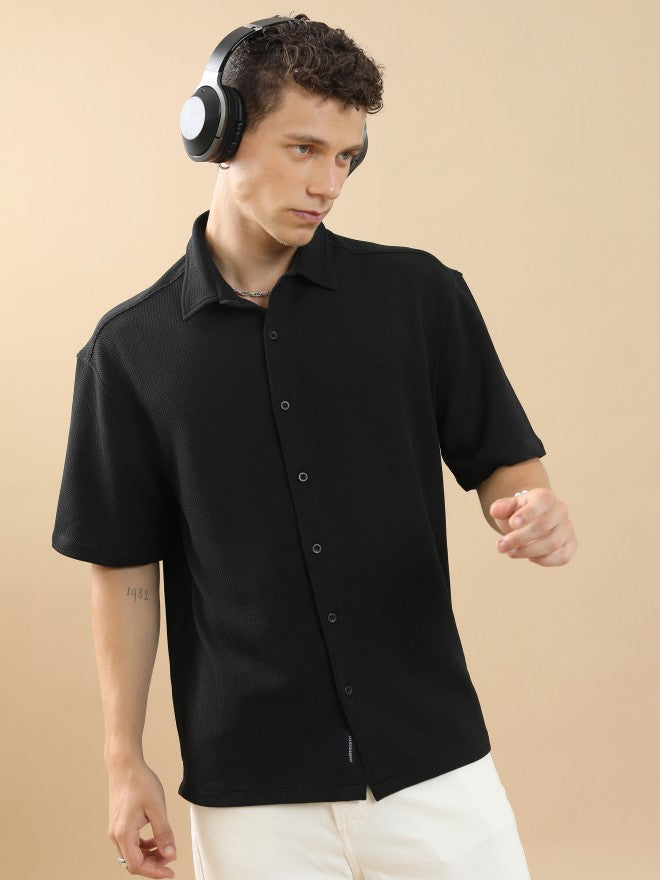 Highlander Men Black Solid Oversized Fit Casual Shirt - Black - Image 1