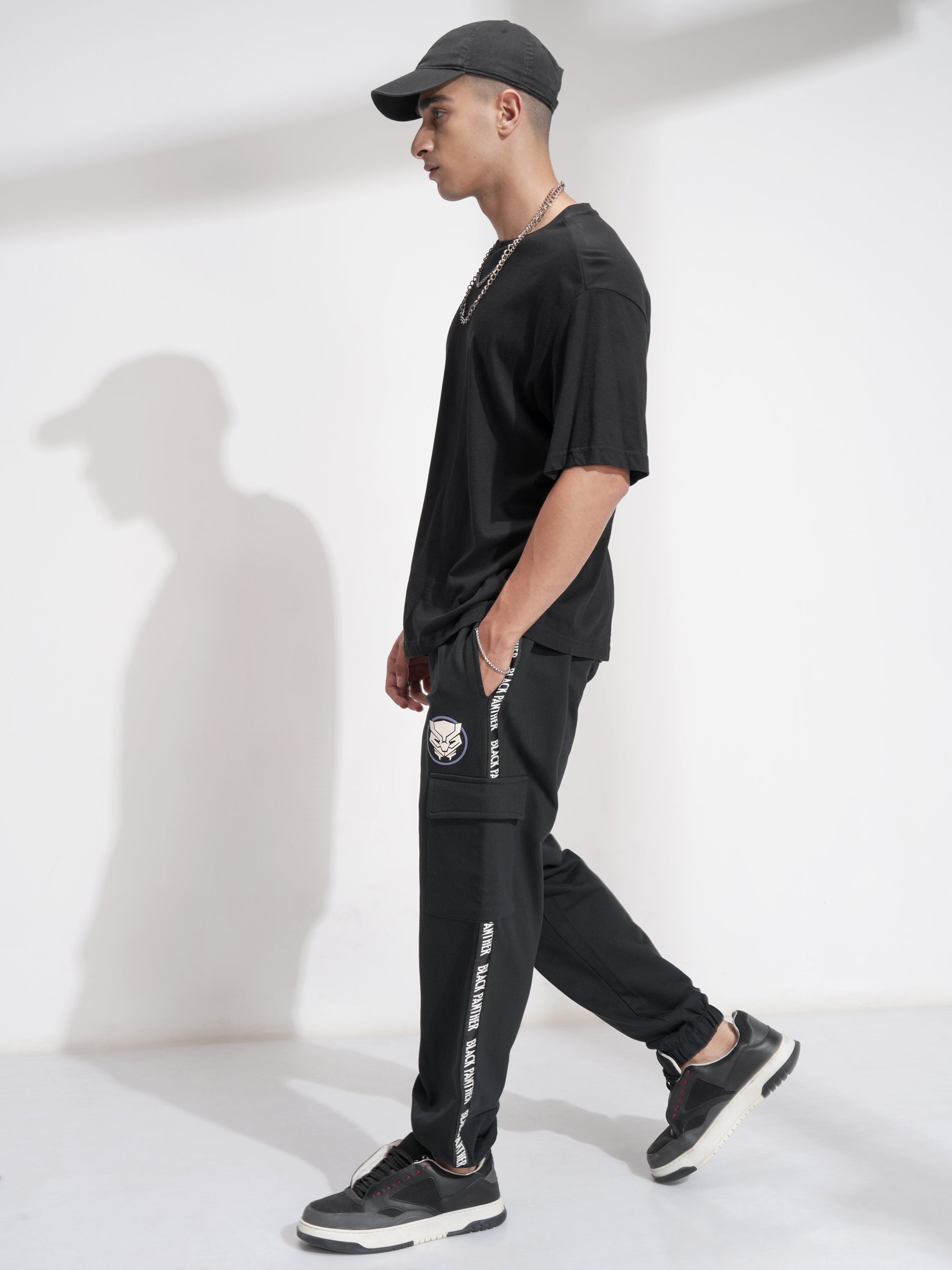 Marvel By Highlander Men Black Black Panther Relaxed Fit Solid Cargos - Black - Image 2