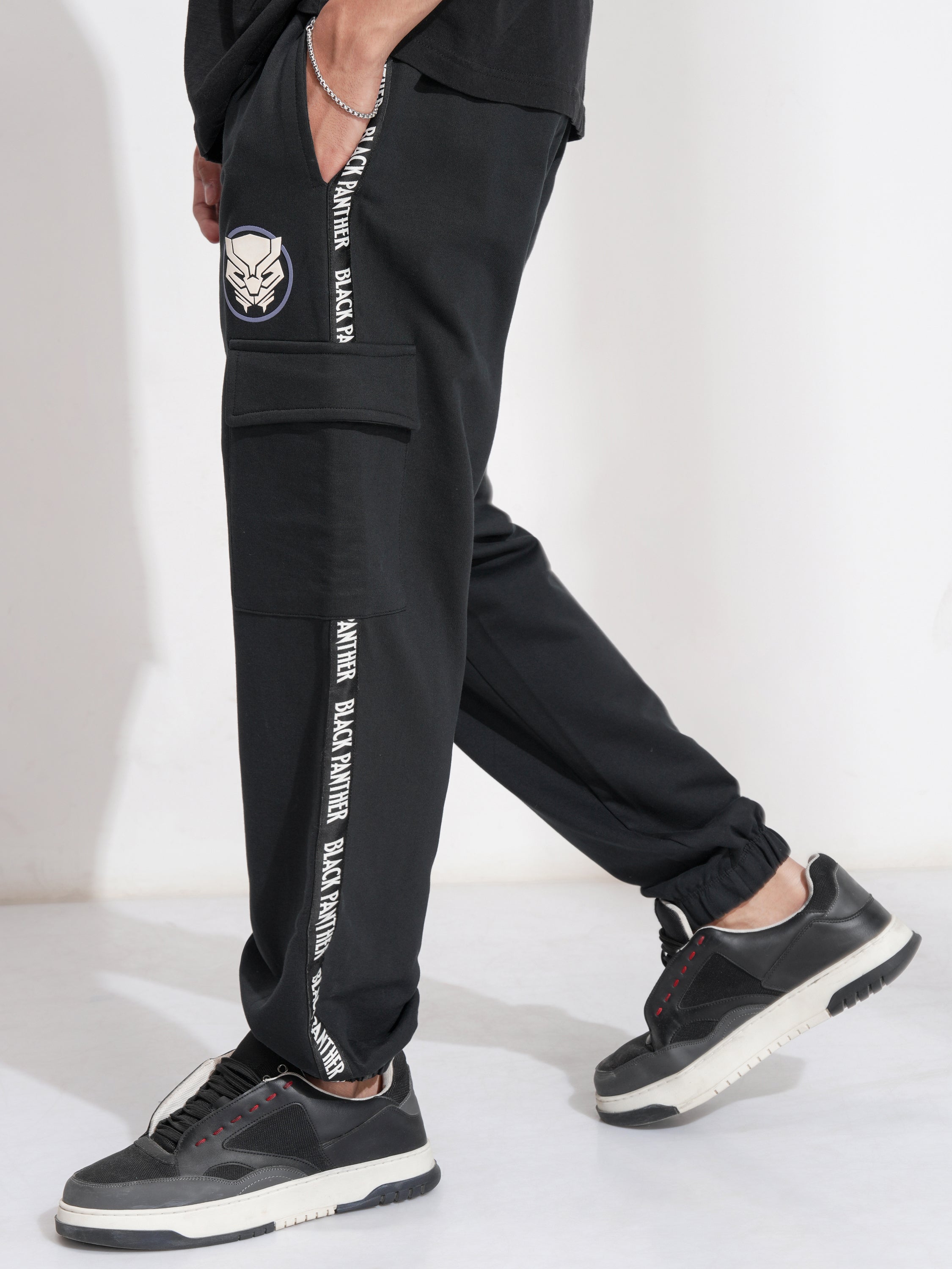 Marvel By Highlander Men Black Black Panther Relaxed Fit Solid Cargos - Black - Image 4
