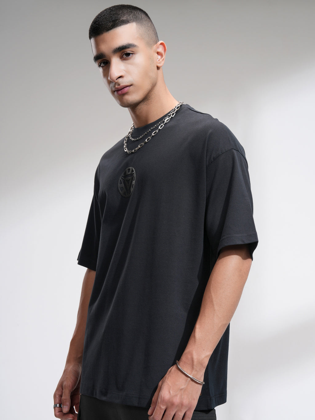Marvel By Highlander Men Black Iron Man Printed Round Neck Oversized Fit T-Shirt - Black - Image 4