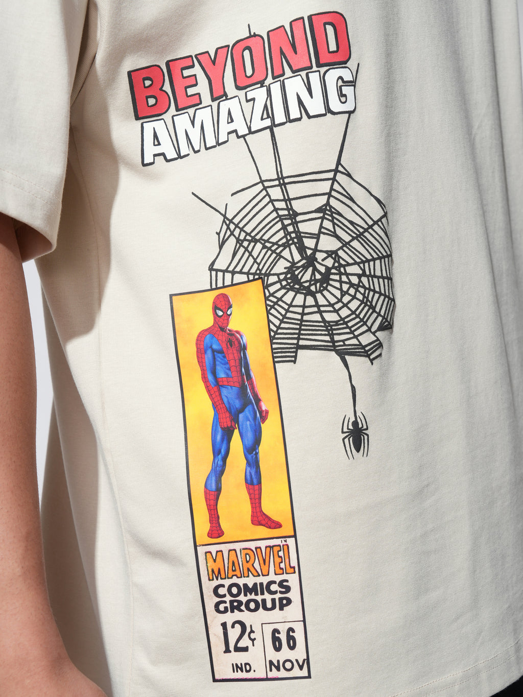 Marvel By Highlander Men Cream Spider-Man Printed Round Neck Oversized Fit T-Shirt - Cream - Image 7