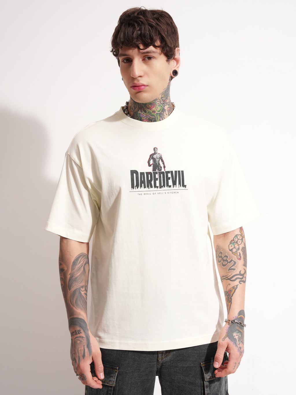 Marvel By Highlander Men Off White Dare Devil Printed Round Neck Oversized Fit T-Shirt - Off White - Image 3