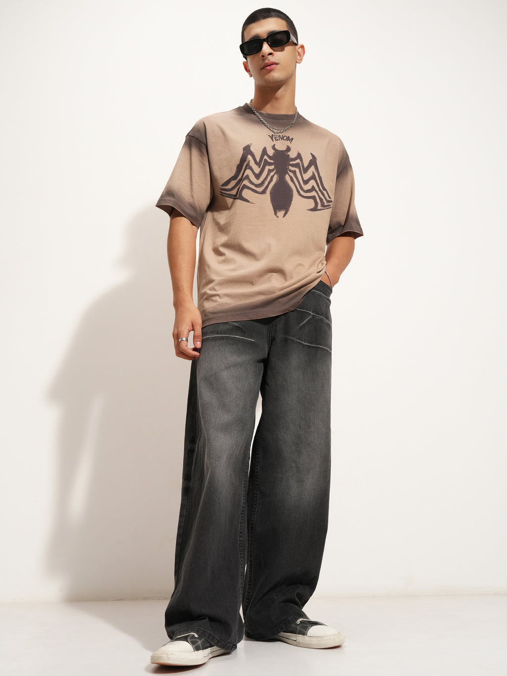 Marvel By Highlander Men Beige Venom Printed Round Neck Oversized Fit T-Shirt - Beige - Image 2