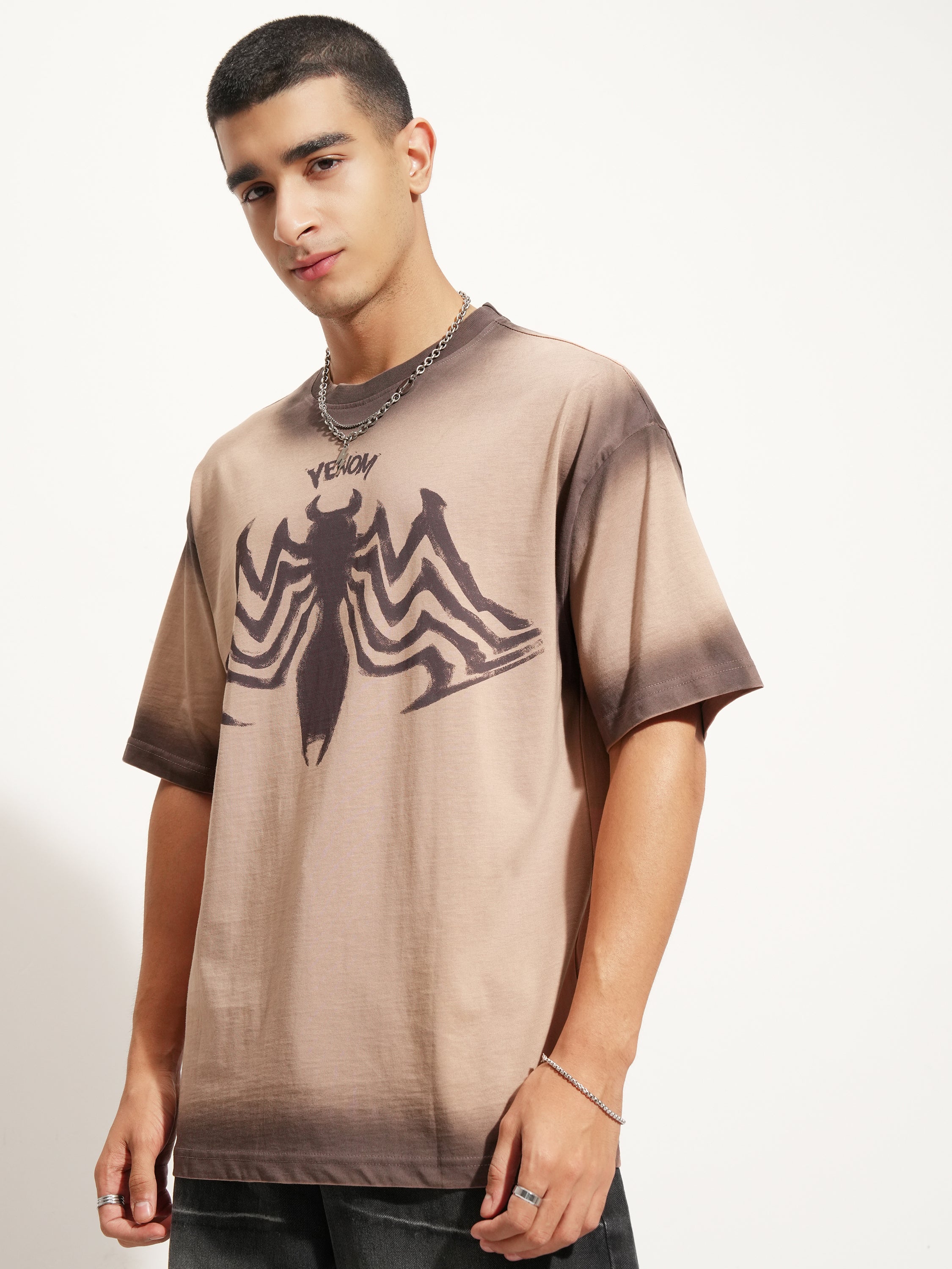 Marvel By Highlander Men Beige Venom Printed Round Neck Oversized Fit T-Shirt - Beige - Image 4