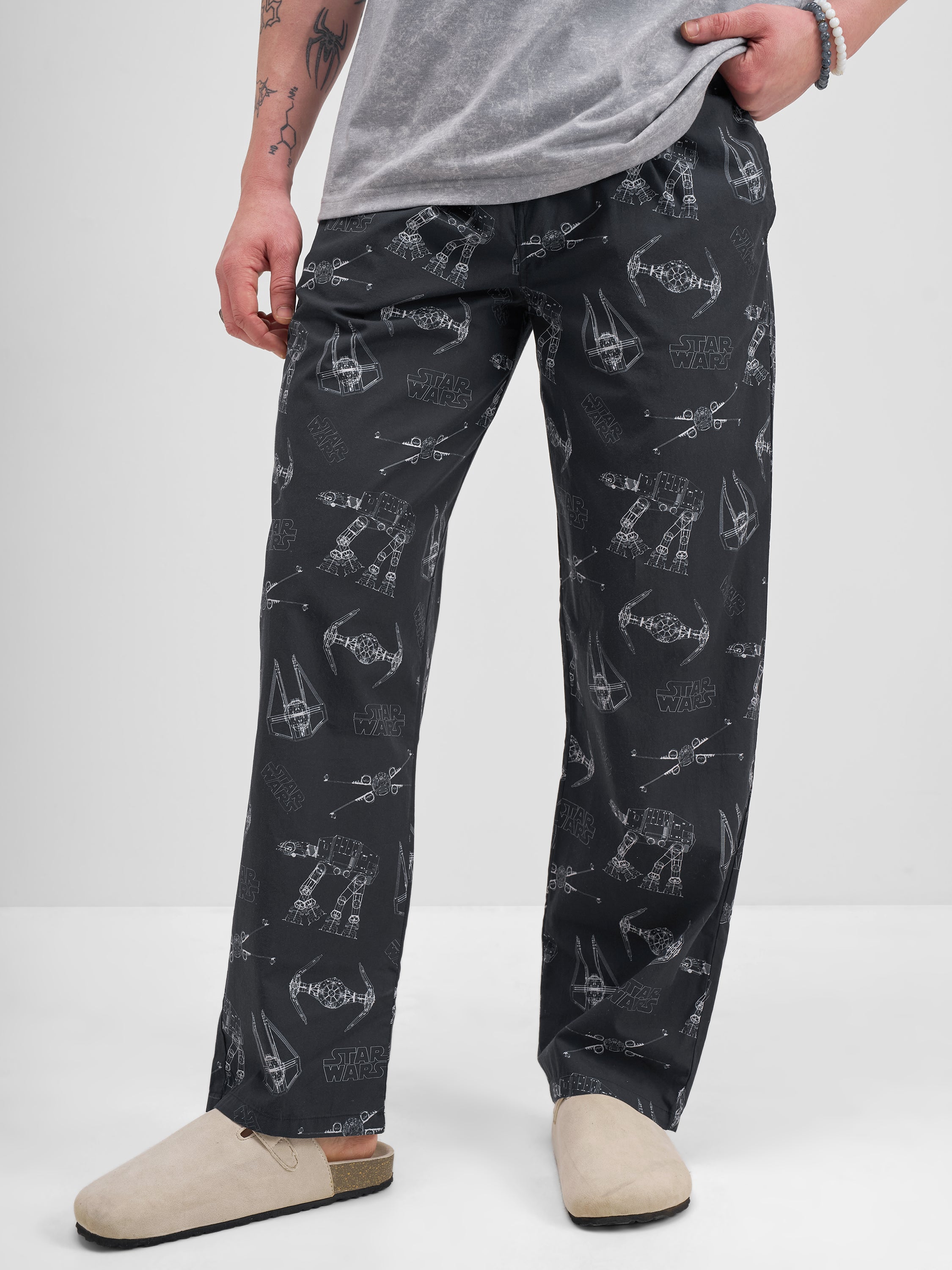 Star Wars By Highlander Men Black Star Wars Printed Lounge Pant - Black - Image 1