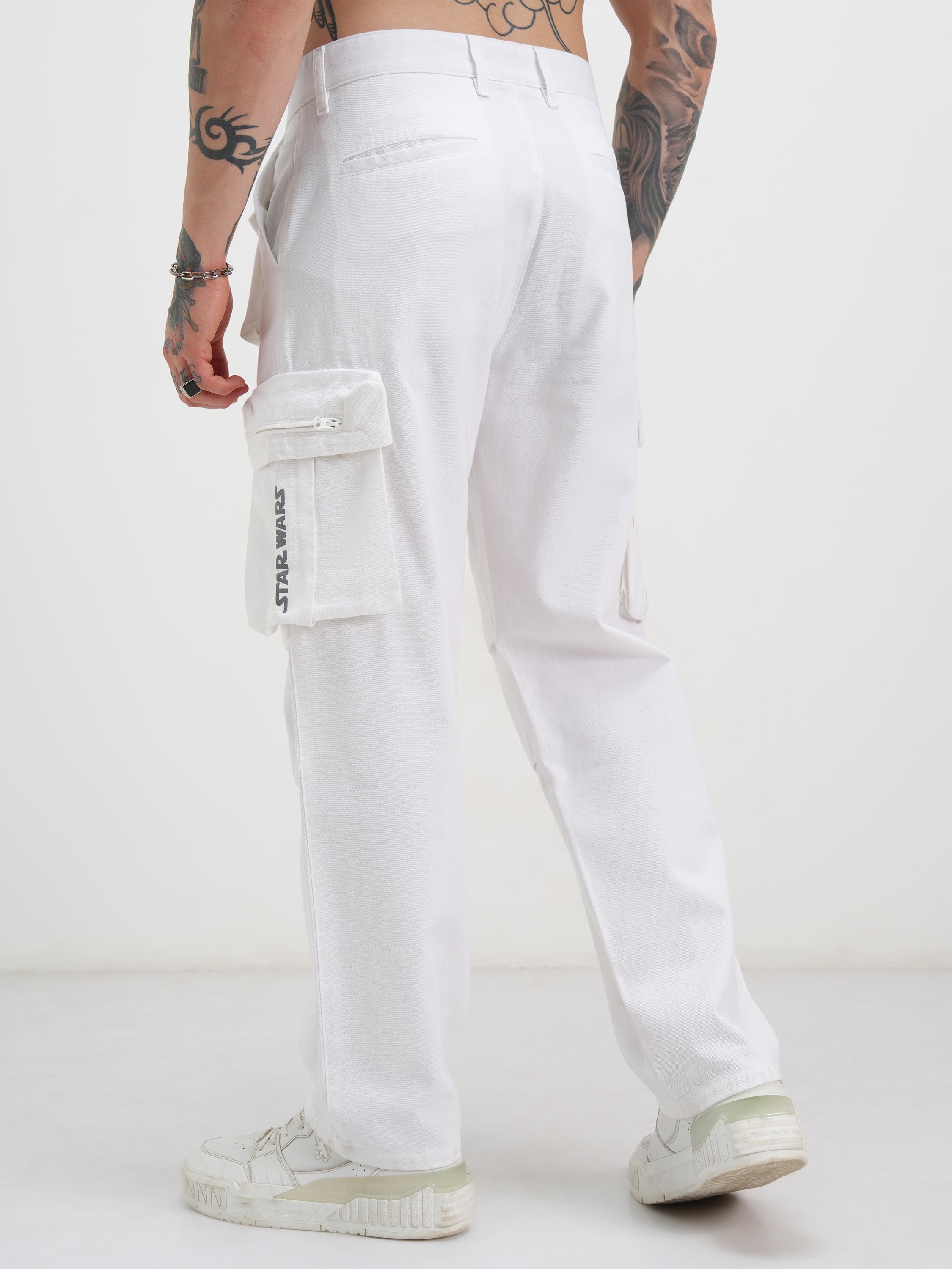 Star Wars Highlander Men White Star Wars Loose Fit Solid Regular Trouser - White - Image 3