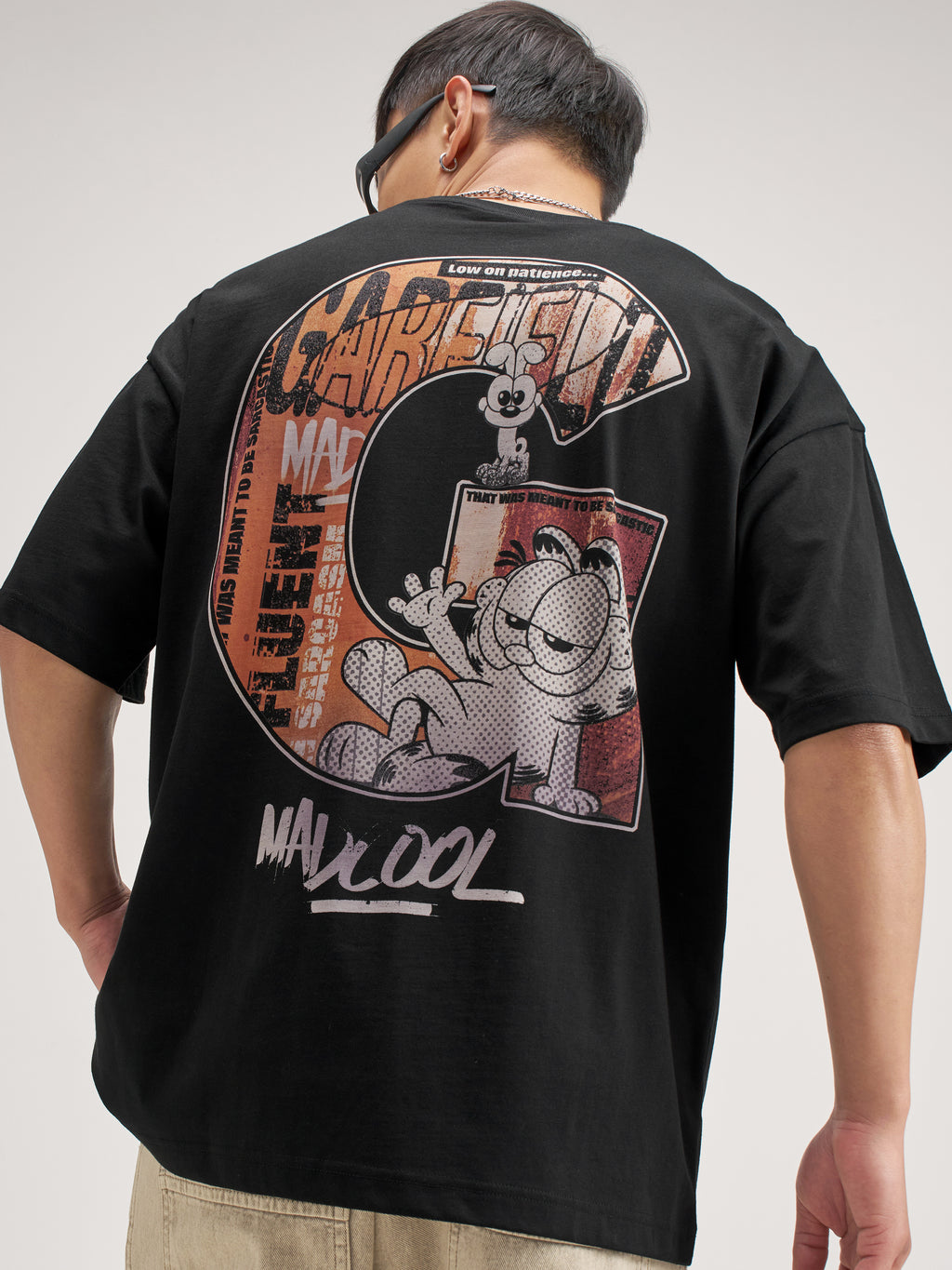 Highlander Men Black Garfield Printed Round Neck Oversized Fit T-Shirt - Black - Image 1