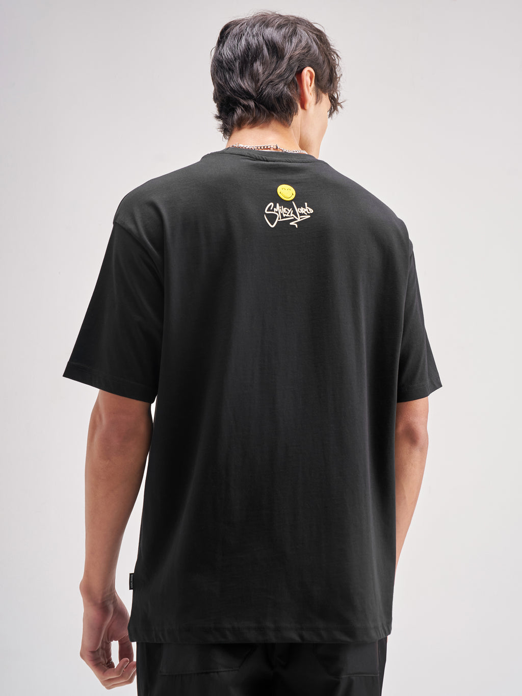 Highlander Men Black SmileyWorld® Applique Round Neck Applique T-Shirt - Black - Image 3