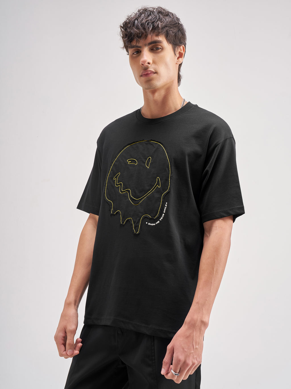 Highlander Men Black SmileyWorld® Applique Round Neck Applique T-Shirt - Black - Image 4