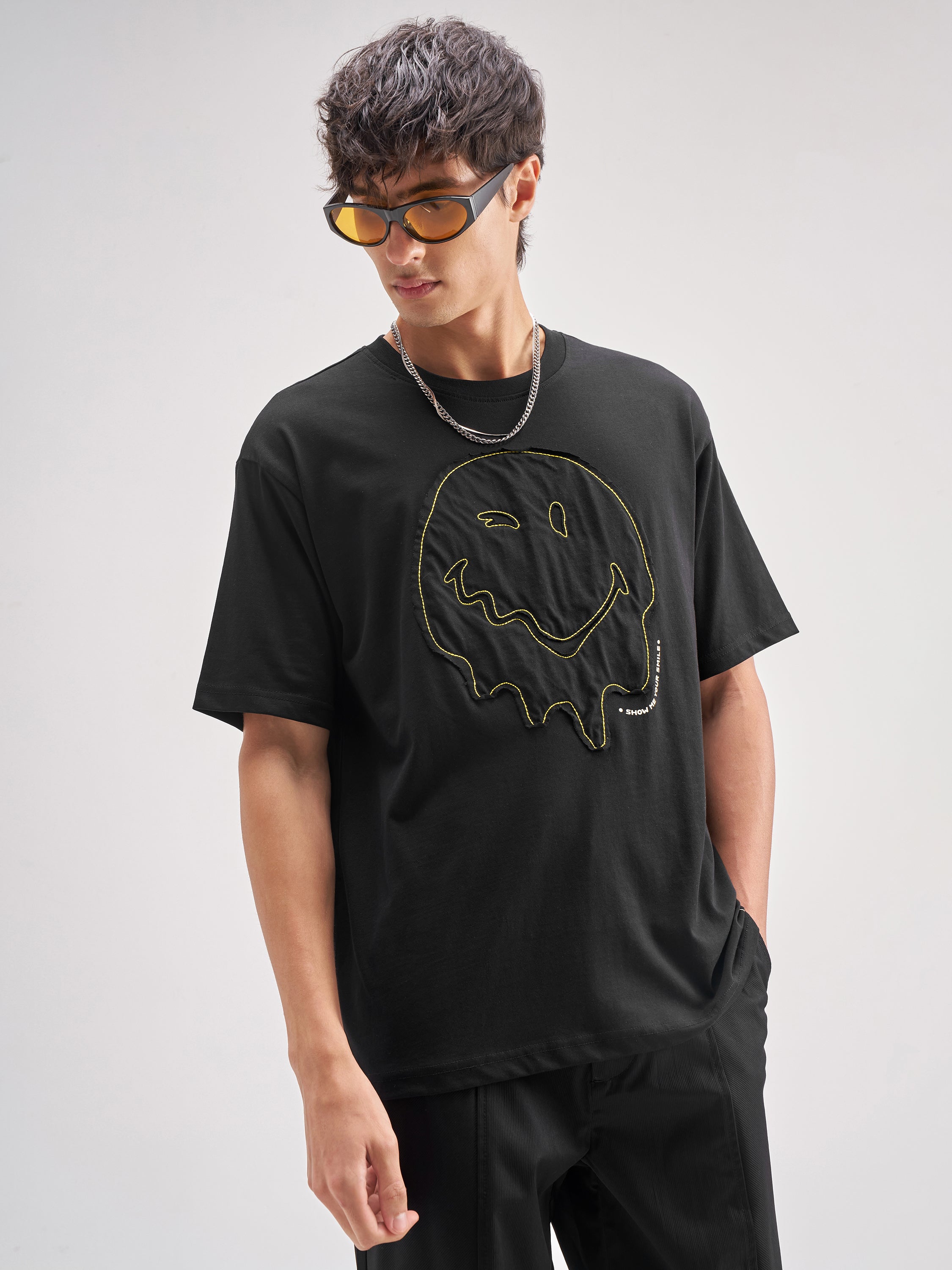 Highlander Men Black SmileyWorld® Applique Round Neck Applique T-Shirt - Black - Image 6