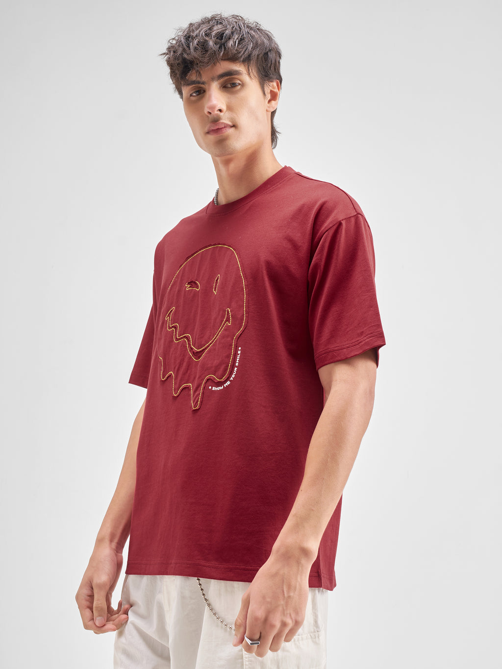 Highlander Men Maroon SmileyWorld® Applique Round Neck Applique T-Shirt - Maroon - Image 4