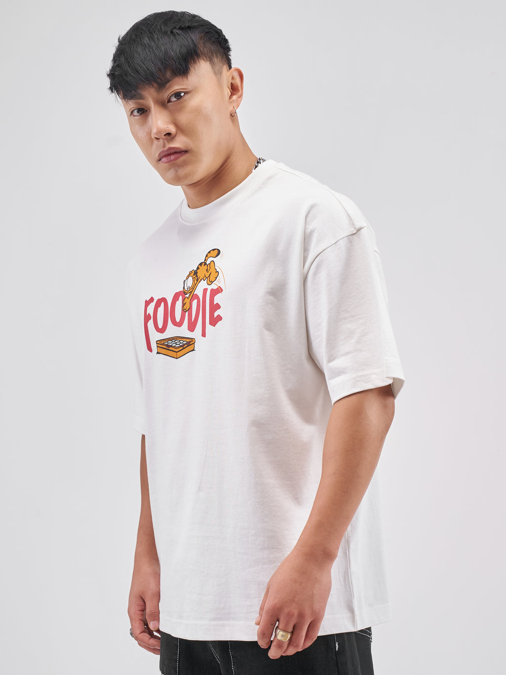 Highlander Men White Garfield Printed Round Neck Oversized Fit T-Shirt - White - Image 4