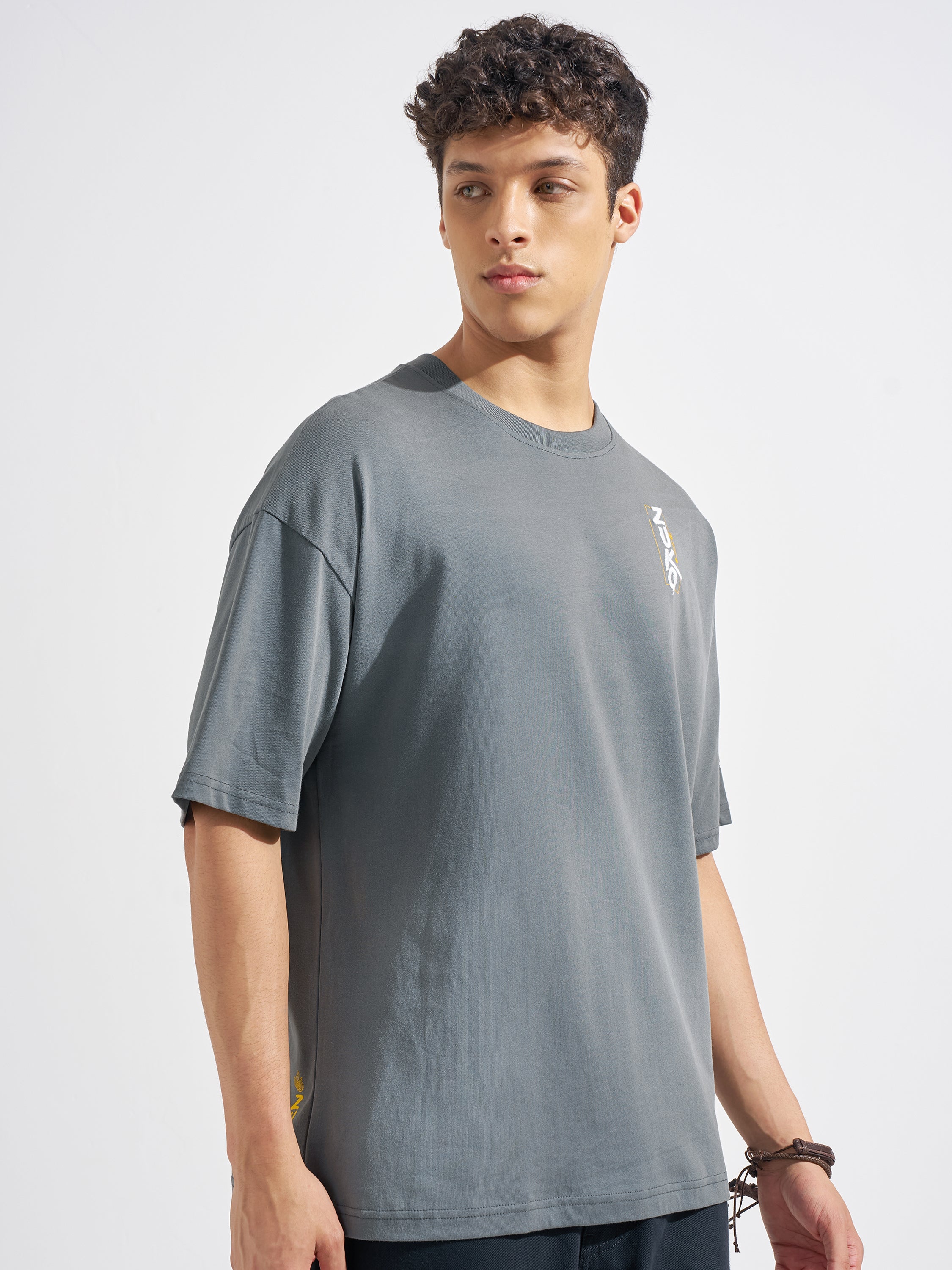 Highlander Men Grey Avatar Printed Round Neck Oversized Fit T-Shirt
