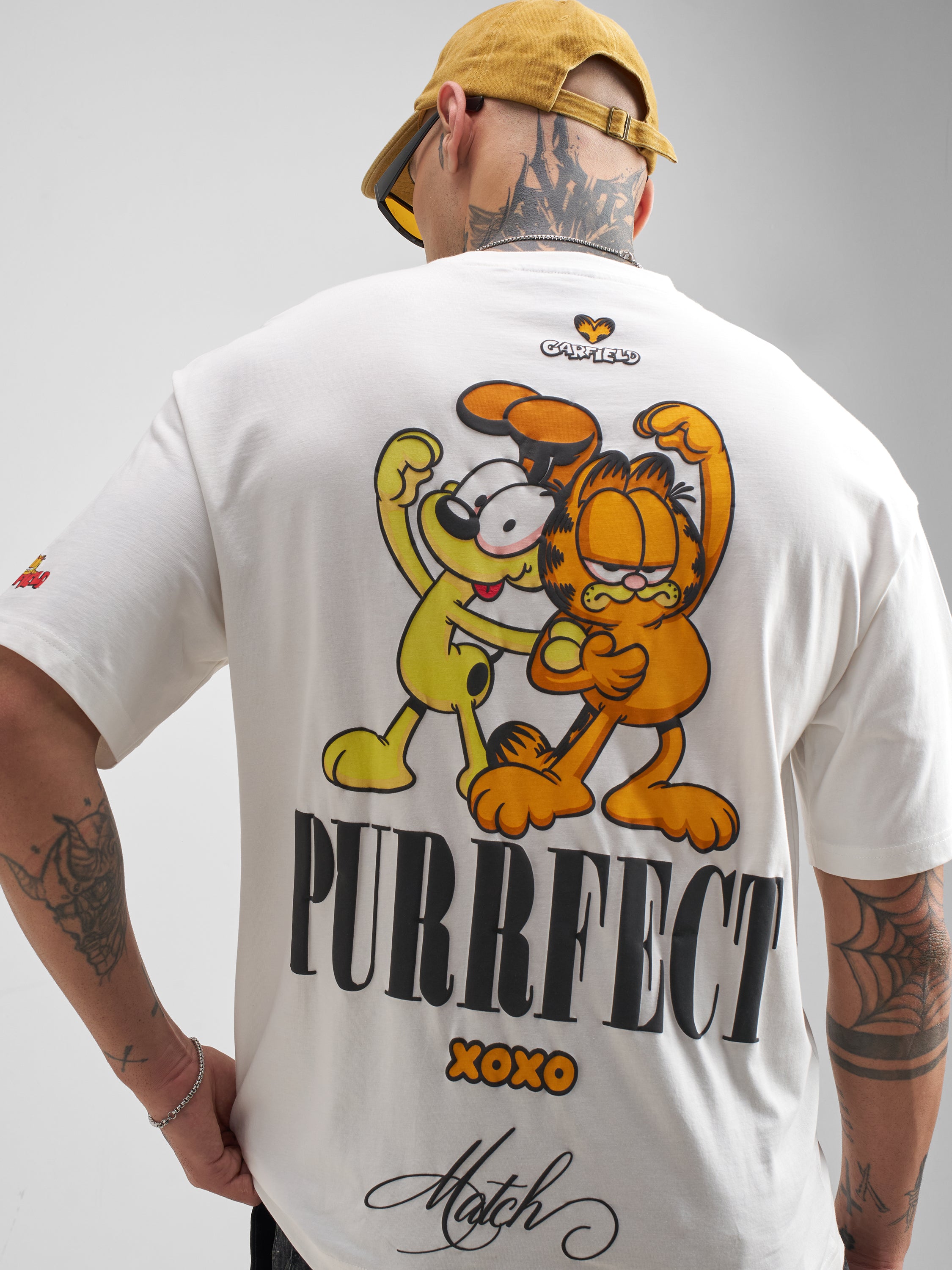 Highlander Men White Garfield Printed Round Neck Oversized Fit T-Shirt - White - Image 1