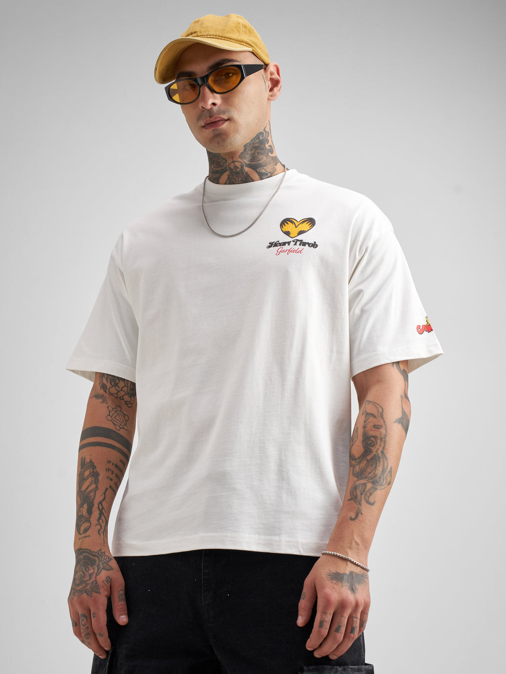 Highlander Men White Garfield Printed Round Neck Oversized Fit T-Shirt - White - Image 3