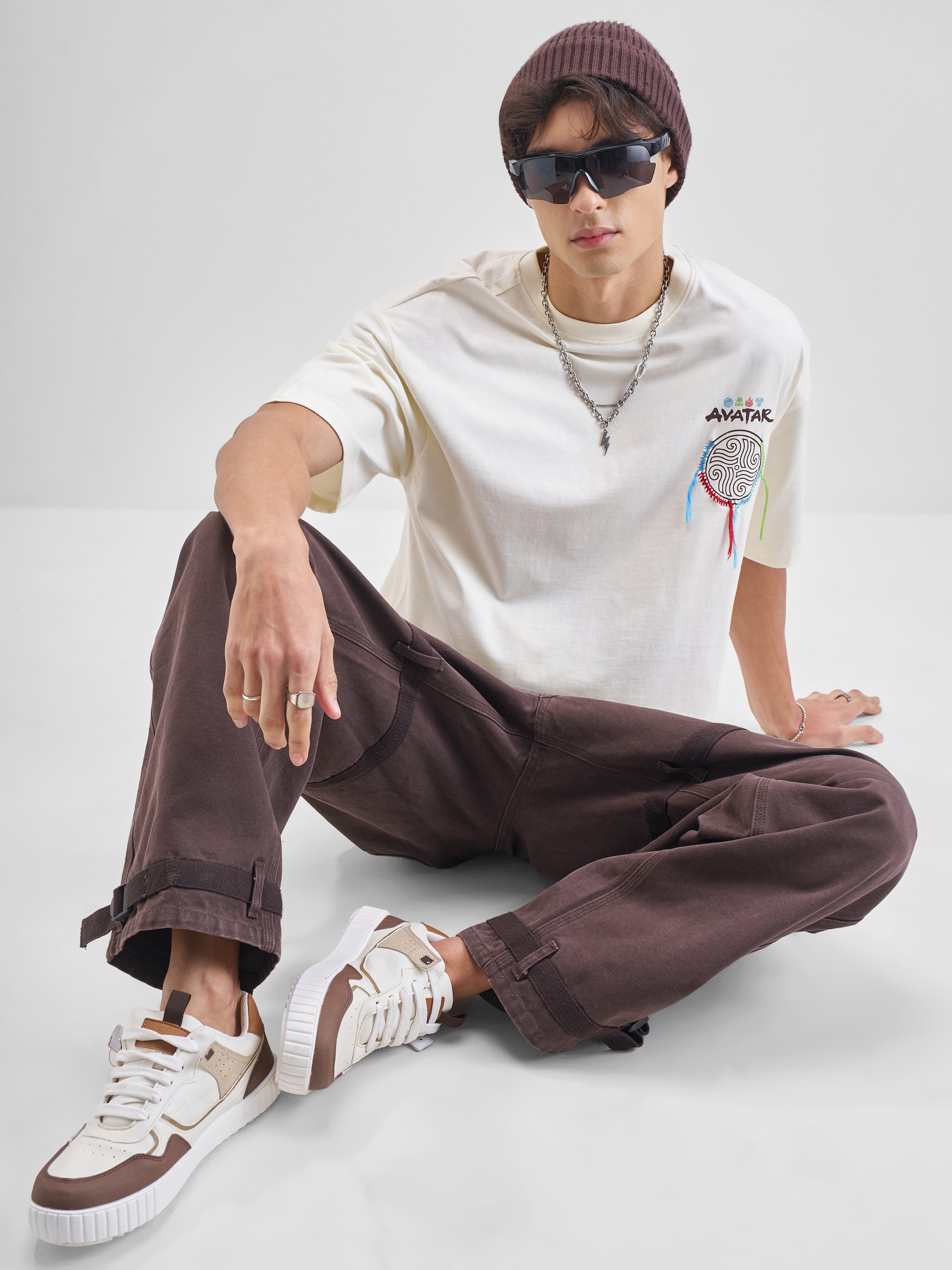 Highlander Men Off White Avatar Printed Round Neck Oversized Fit T-Shirt - Off White - Image 2