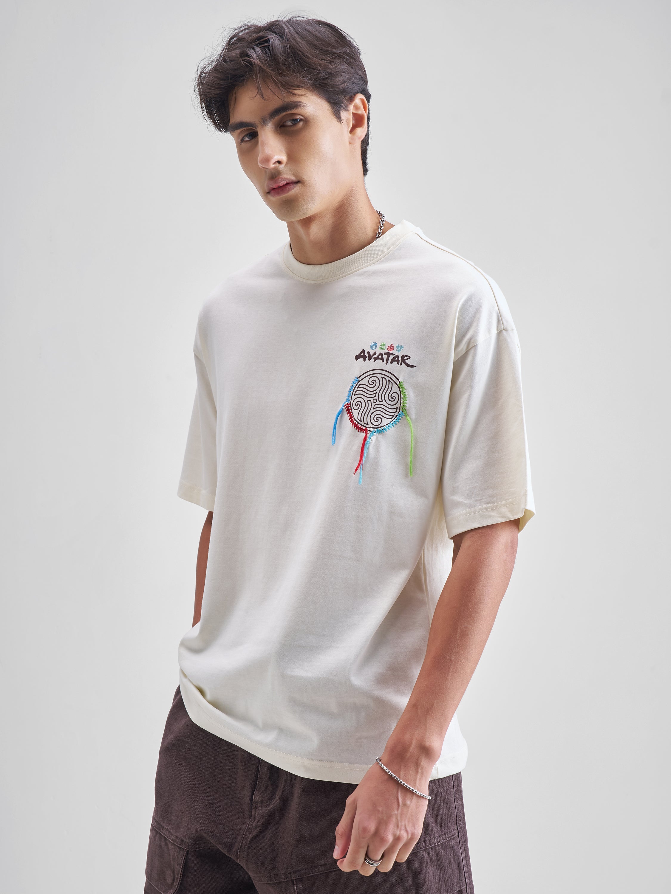 Highlander Men Off White Avatar Printed Round Neck Oversized Fit T-Shirt - Off White - Image 4