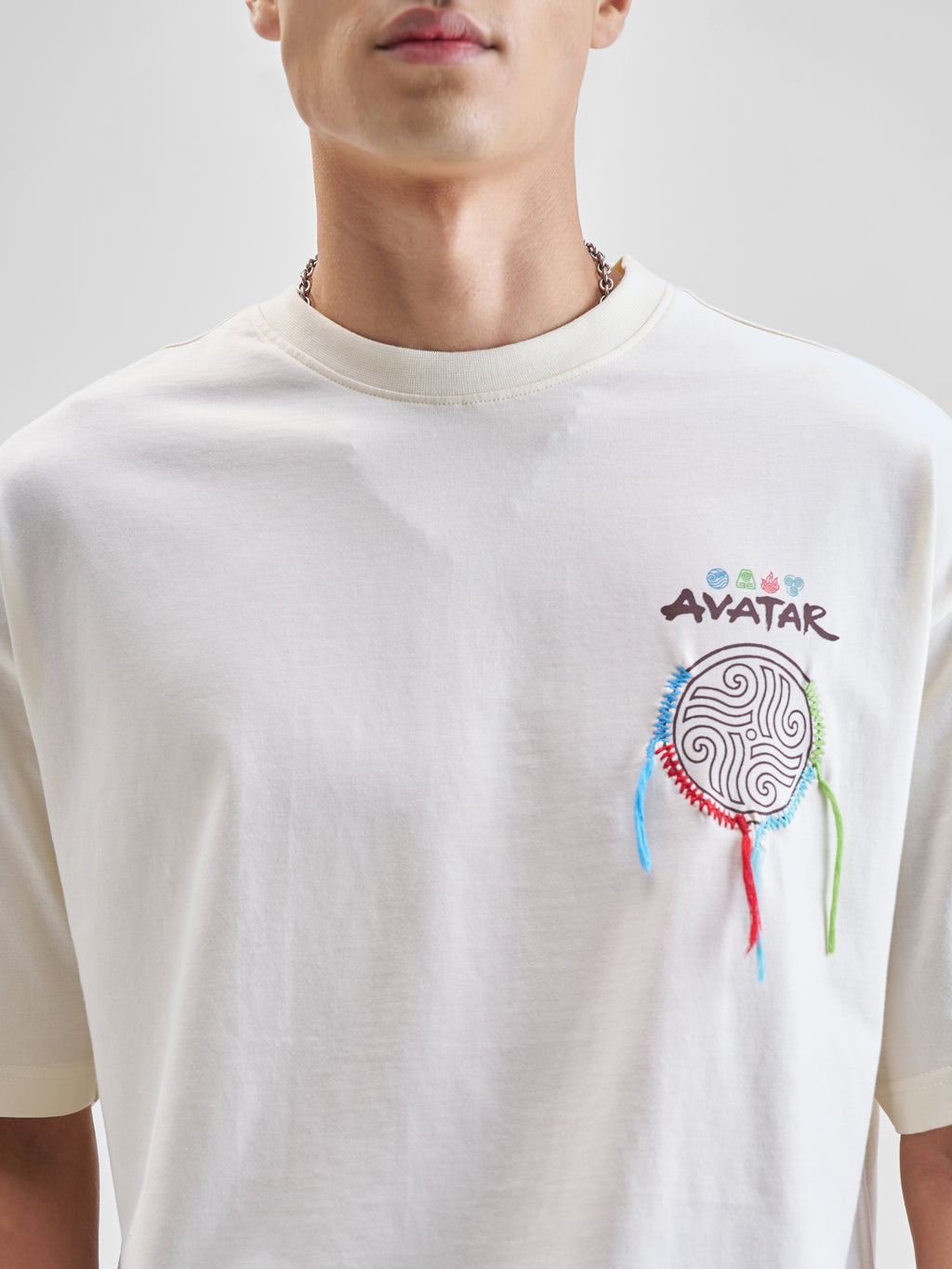 Highlander Men Off White Avatar Printed Round Neck Oversized Fit T-Shirt - Off White - Image 7