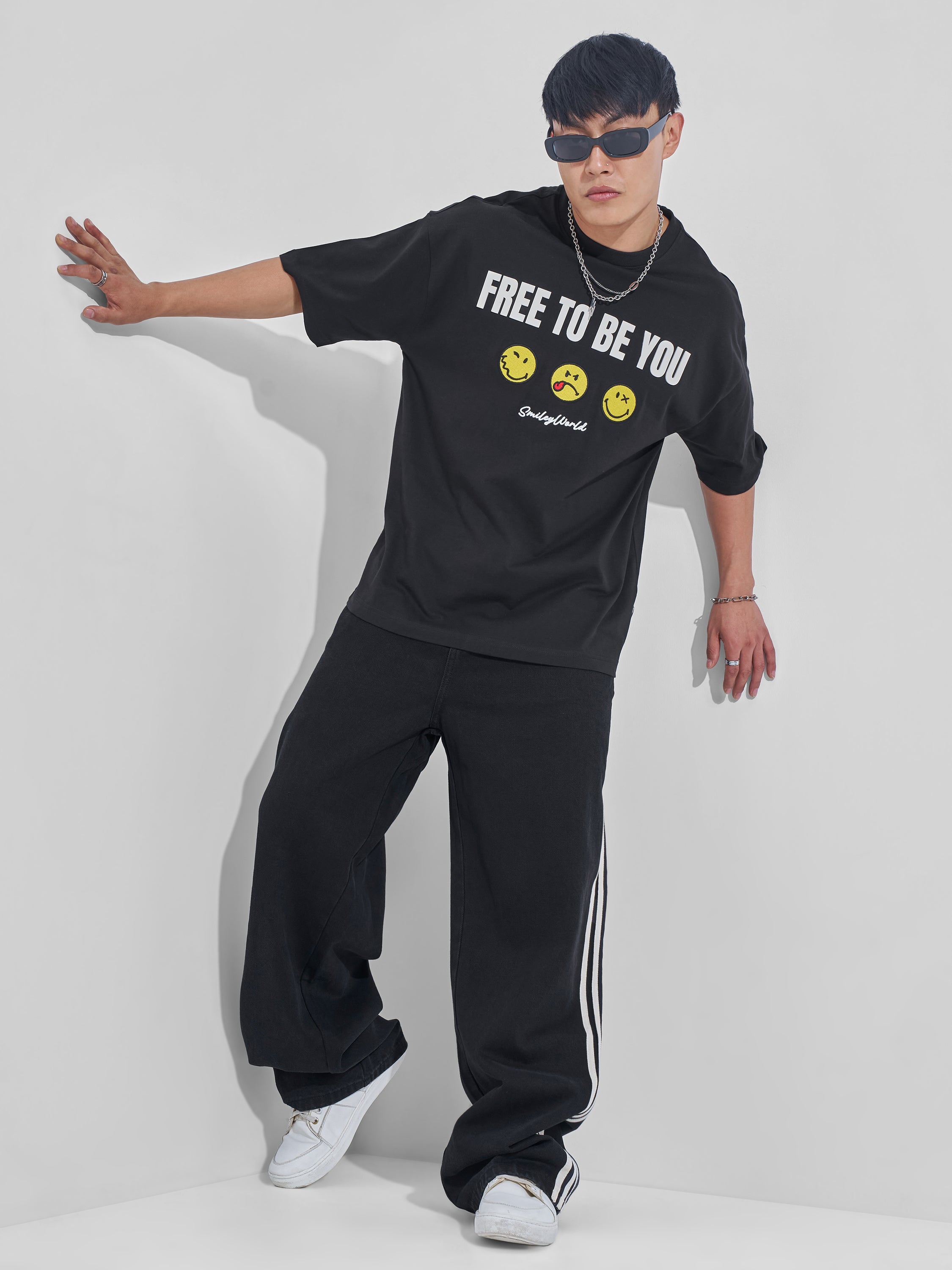 Highlander Men Black Smiley Printed Round Neck Oversized Fit T-Shirt - Black - Image 2