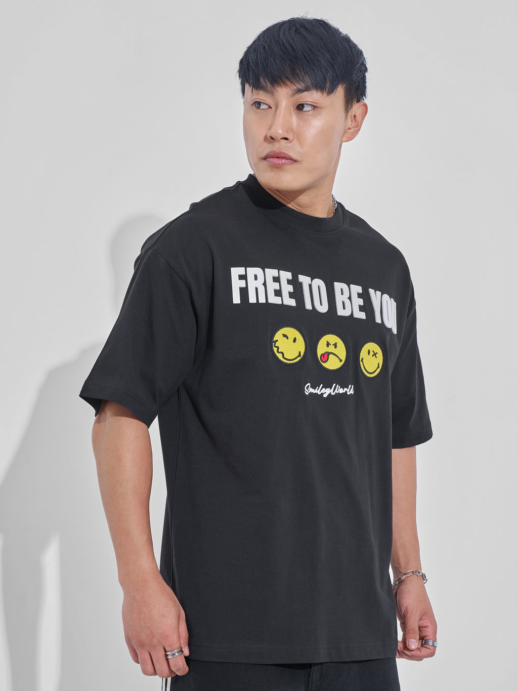 Highlander Men Black Smiley Printed Round Neck Oversized Fit T-Shirt - Black - Image 6