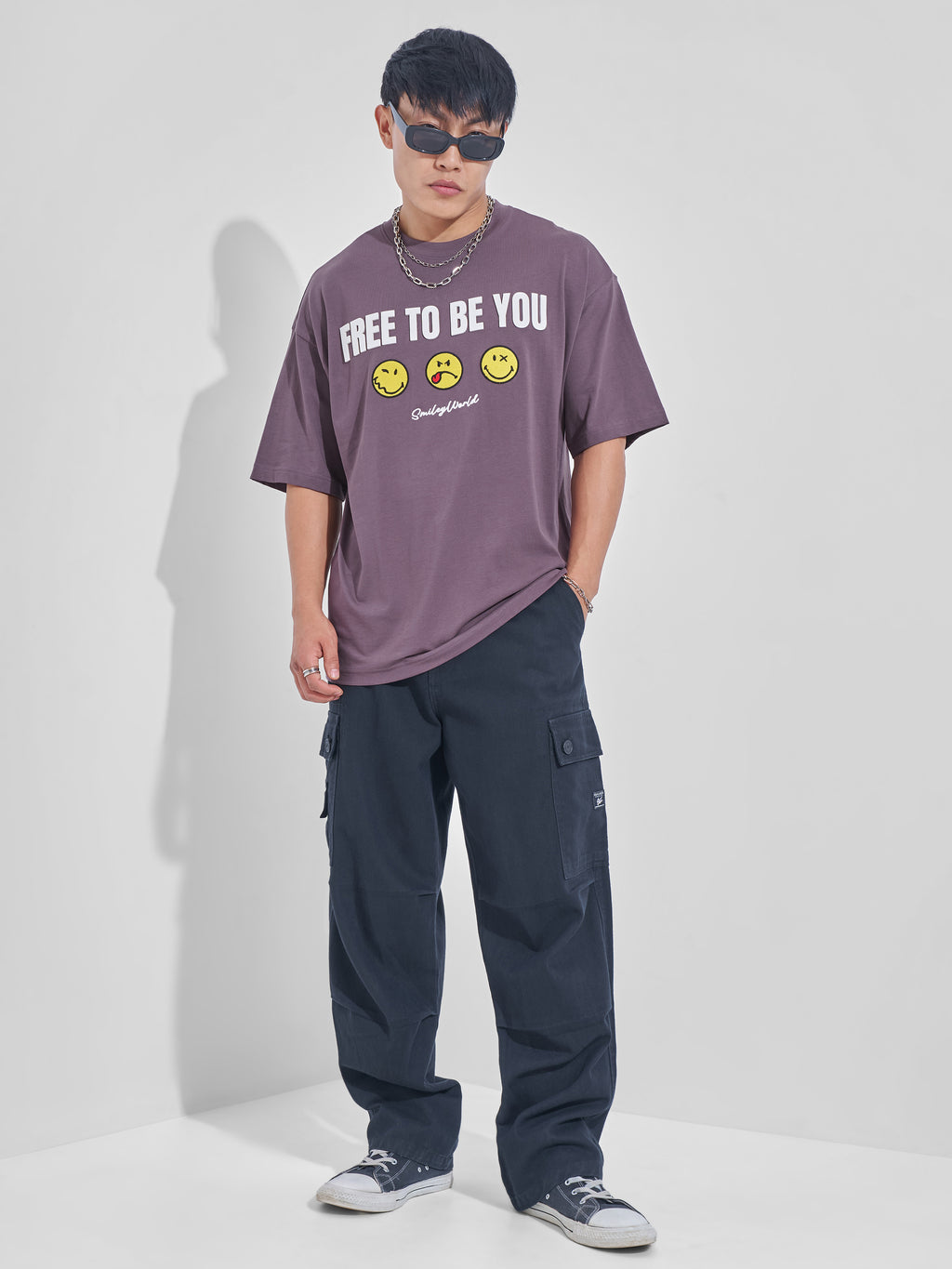 Highlander Men Mauve Smiley Printed Round Neck Oversized Fit T-Shirt - Mauve - Image 2