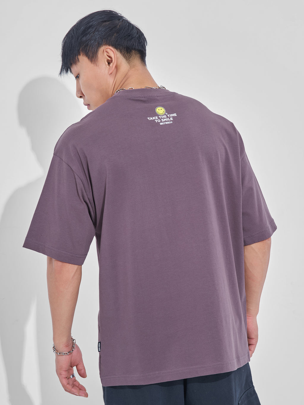 Highlander Men Mauve Smiley Printed Round Neck Oversized Fit T-Shirt - Mauve - Image 3