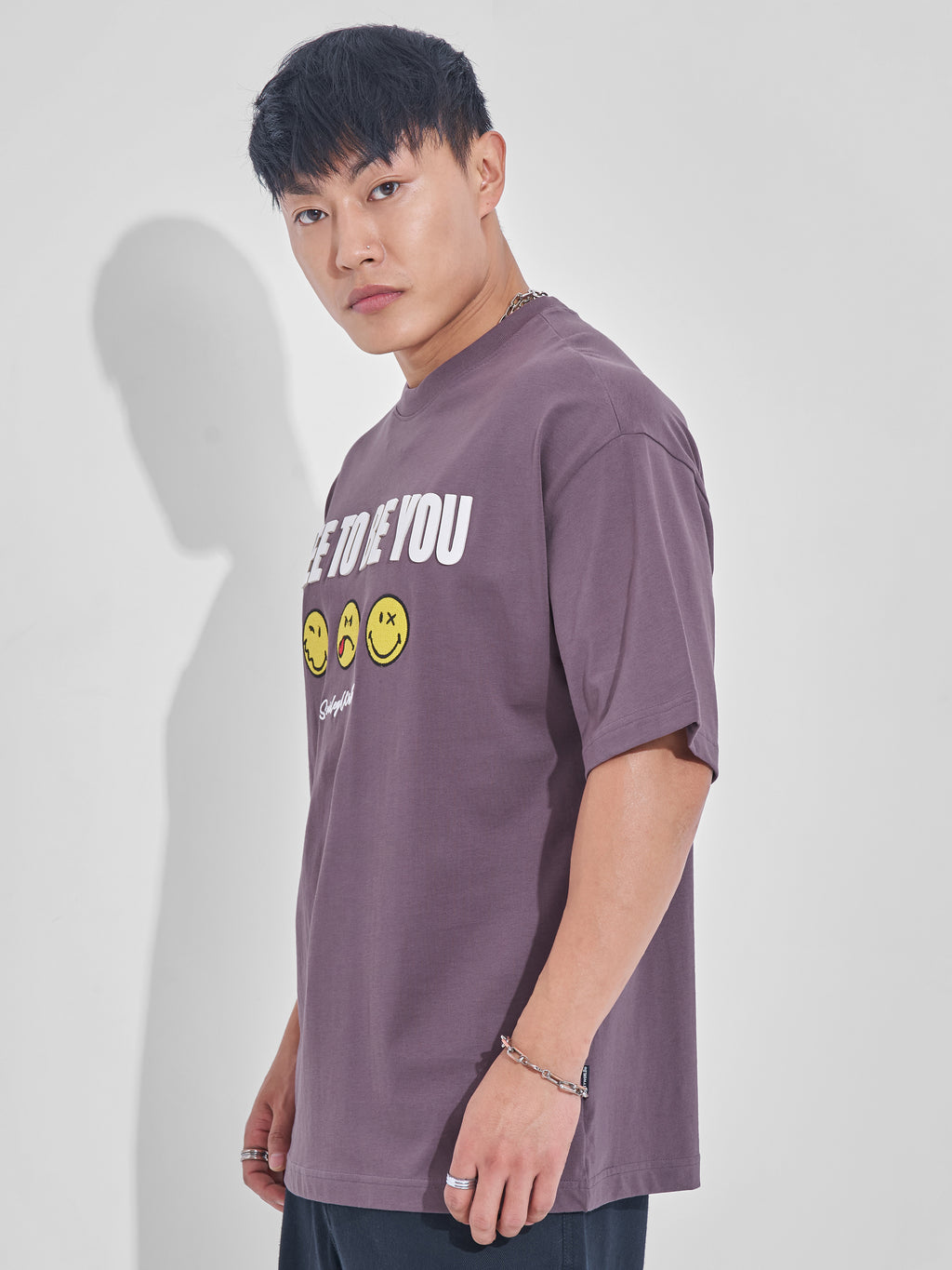 Highlander Men Mauve Smiley Printed Round Neck Oversized Fit T-Shirt - Mauve - Image 4