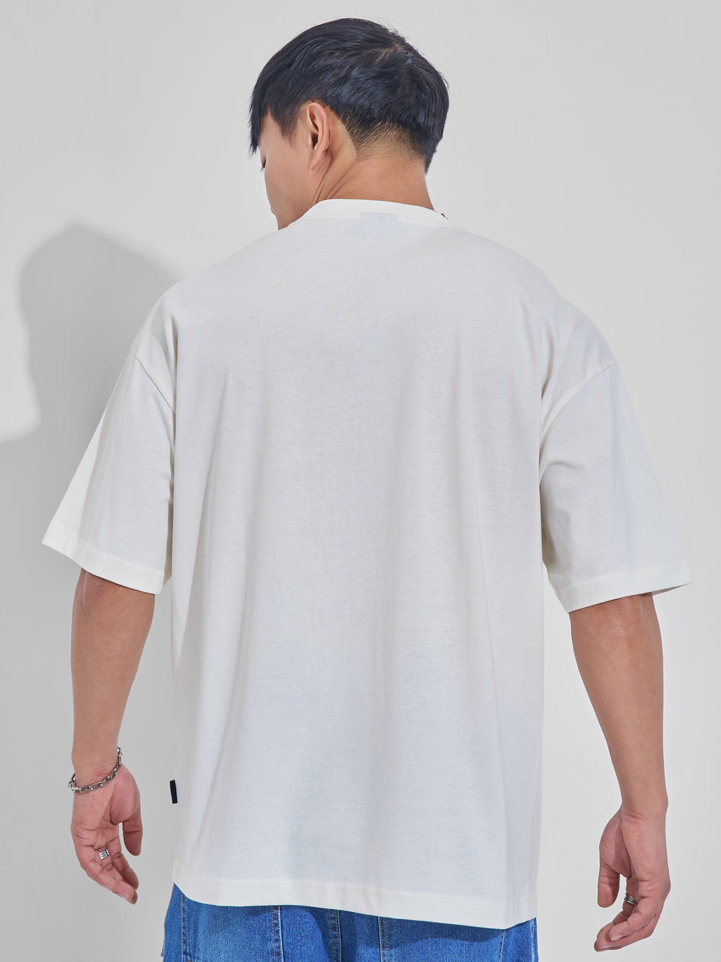 Highlander Men Off White Spongebob Squarepants Printed Round Neck Oversized Fit T-Shirt - Off White - Image 3