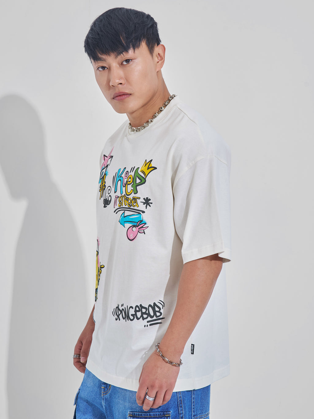 Highlander Men Off White Spongebob Squarepants Printed Round Neck Oversized Fit T-Shirt - Off White - Image 4