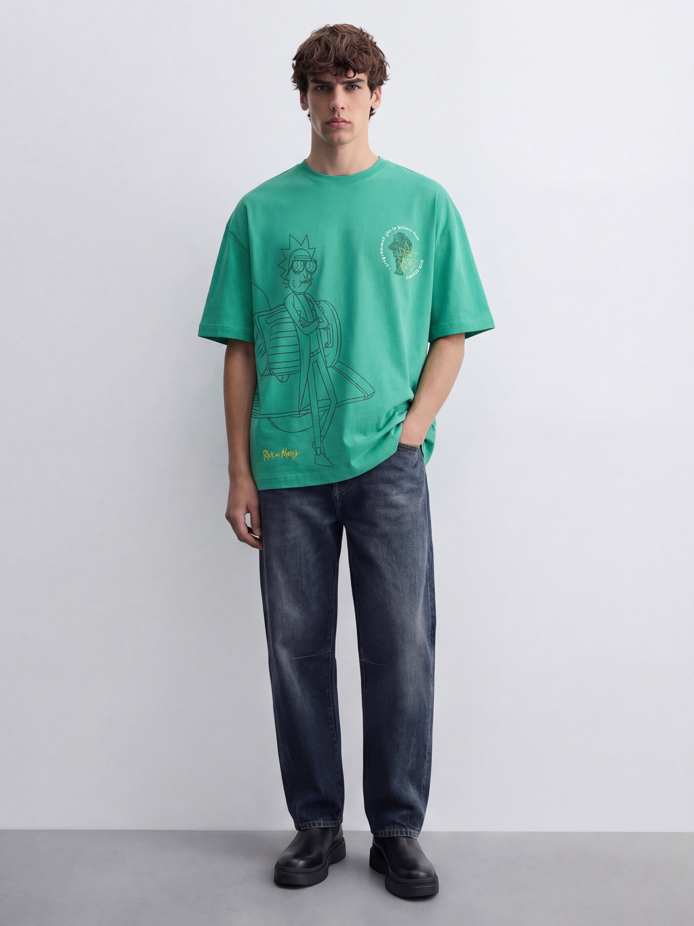 WB By Highlander Men Green Rick And Morty Printed Round Neck Oversized Fit T-Shirt - Green - Image 5
