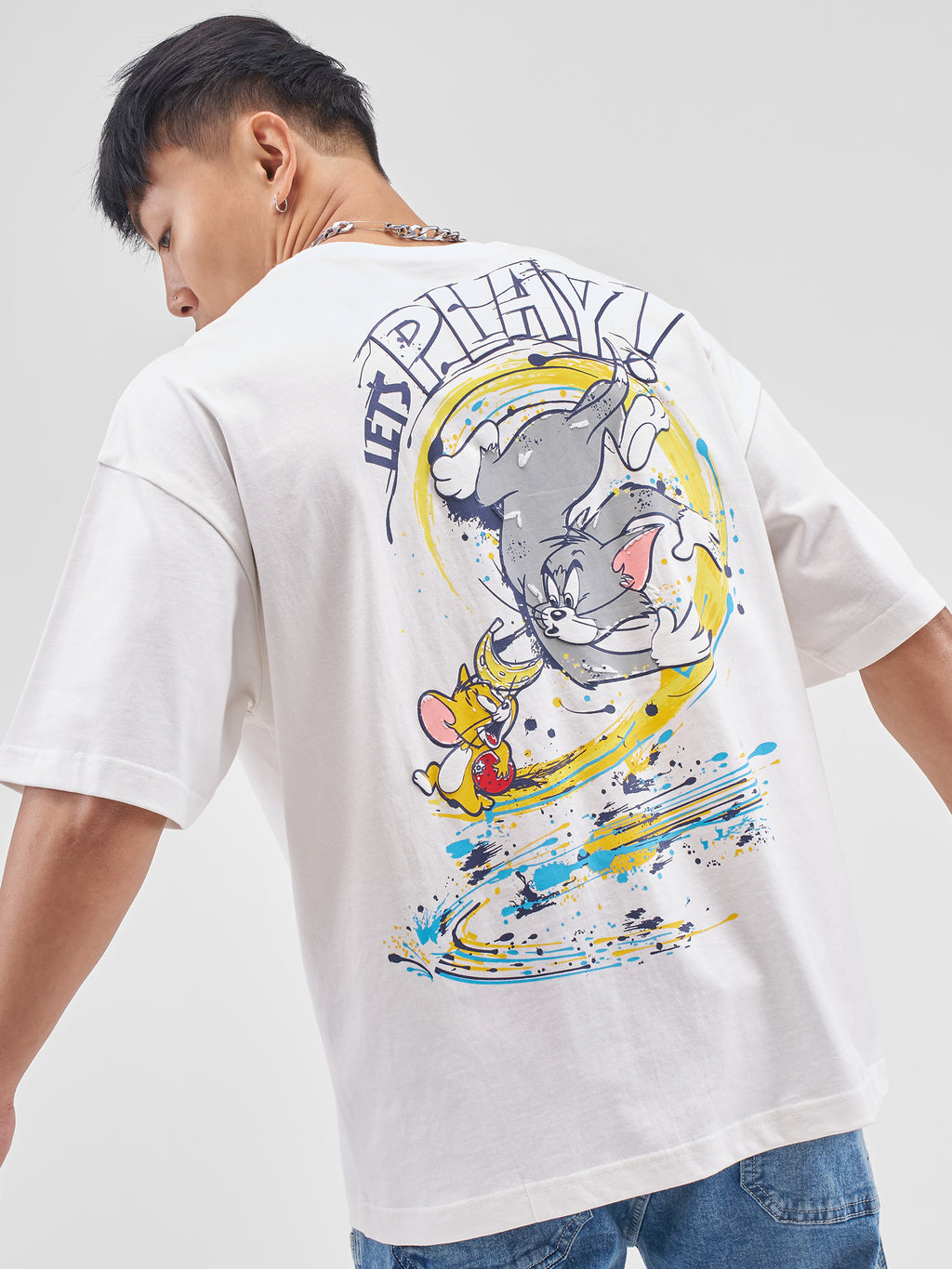 WB By Highlander Men Off White Tom And Jerry Printed Round Neck Oversized Fit T-Shirt - Off White - Image 1