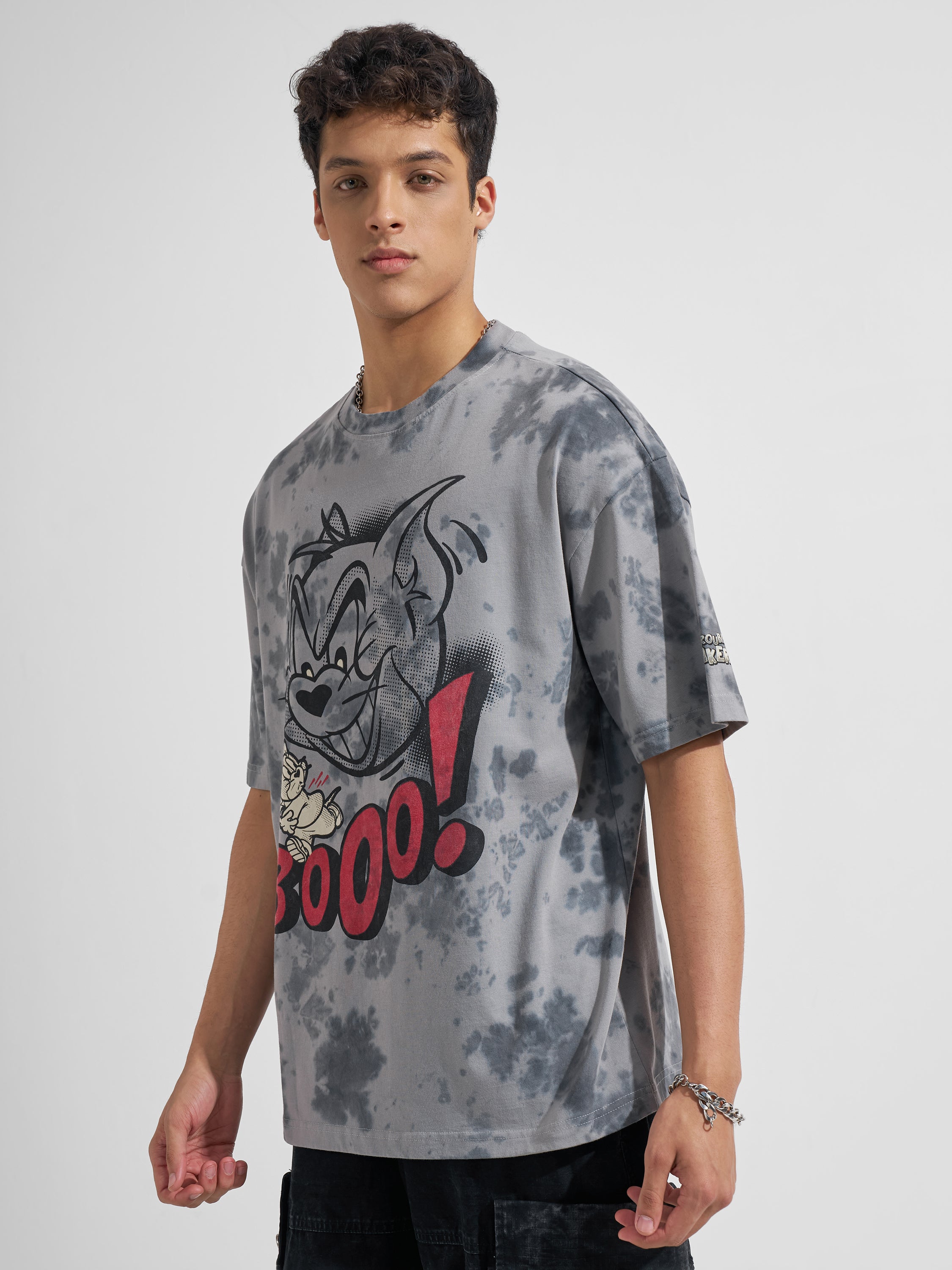 WB By Highlander Men Grey Tom And Jerry Printed Round Neck Oversized Fit T-Shirt