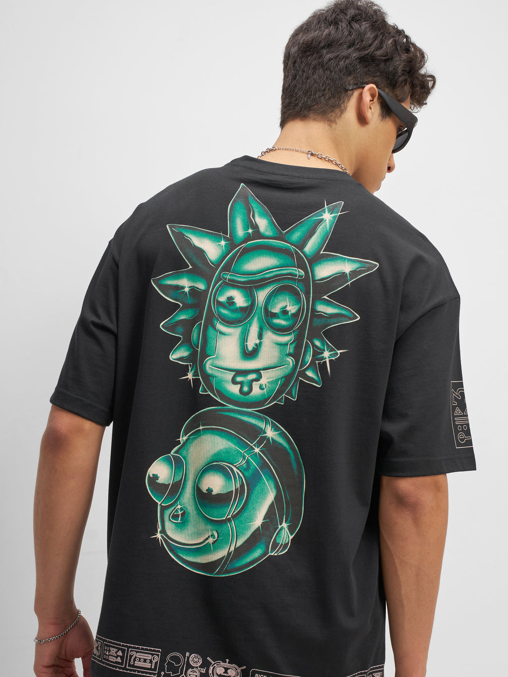 WB By Highlander Men Black Rick And Morty Printed Round Neck Oversized Fit T-Shirt