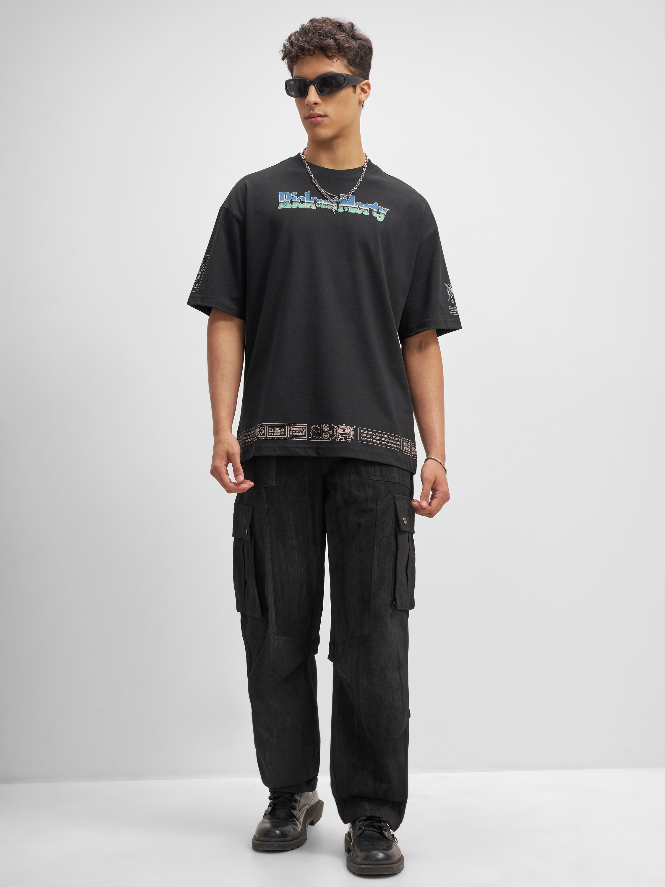 WB By Highlander Men Black Rick And Morty Printed Round Neck Oversized Fit T-Shirt