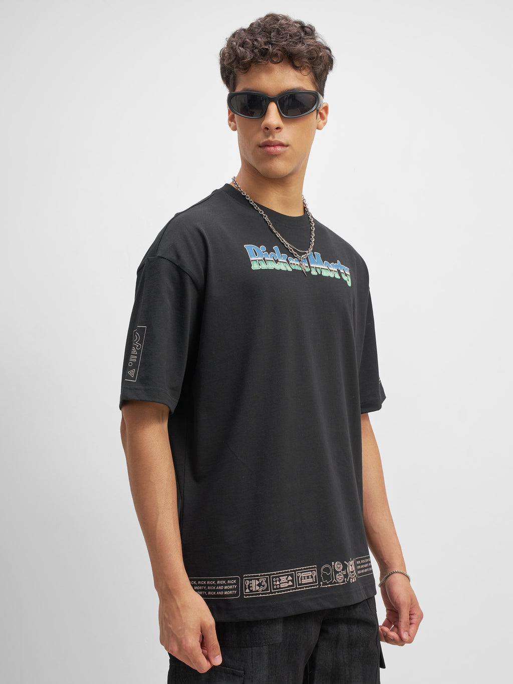 WB By Highlander Men Black Rick And Morty Printed Round Neck Oversized Fit T-Shirt