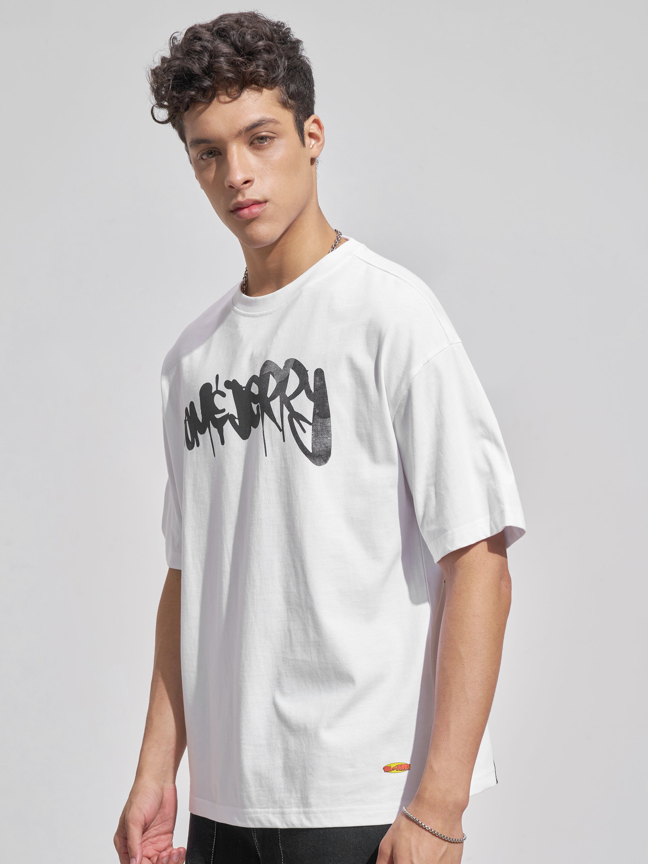 WB By Highlander Men White Tom And Jerry Printed Round Neck Oversized Fit T-Shirt
