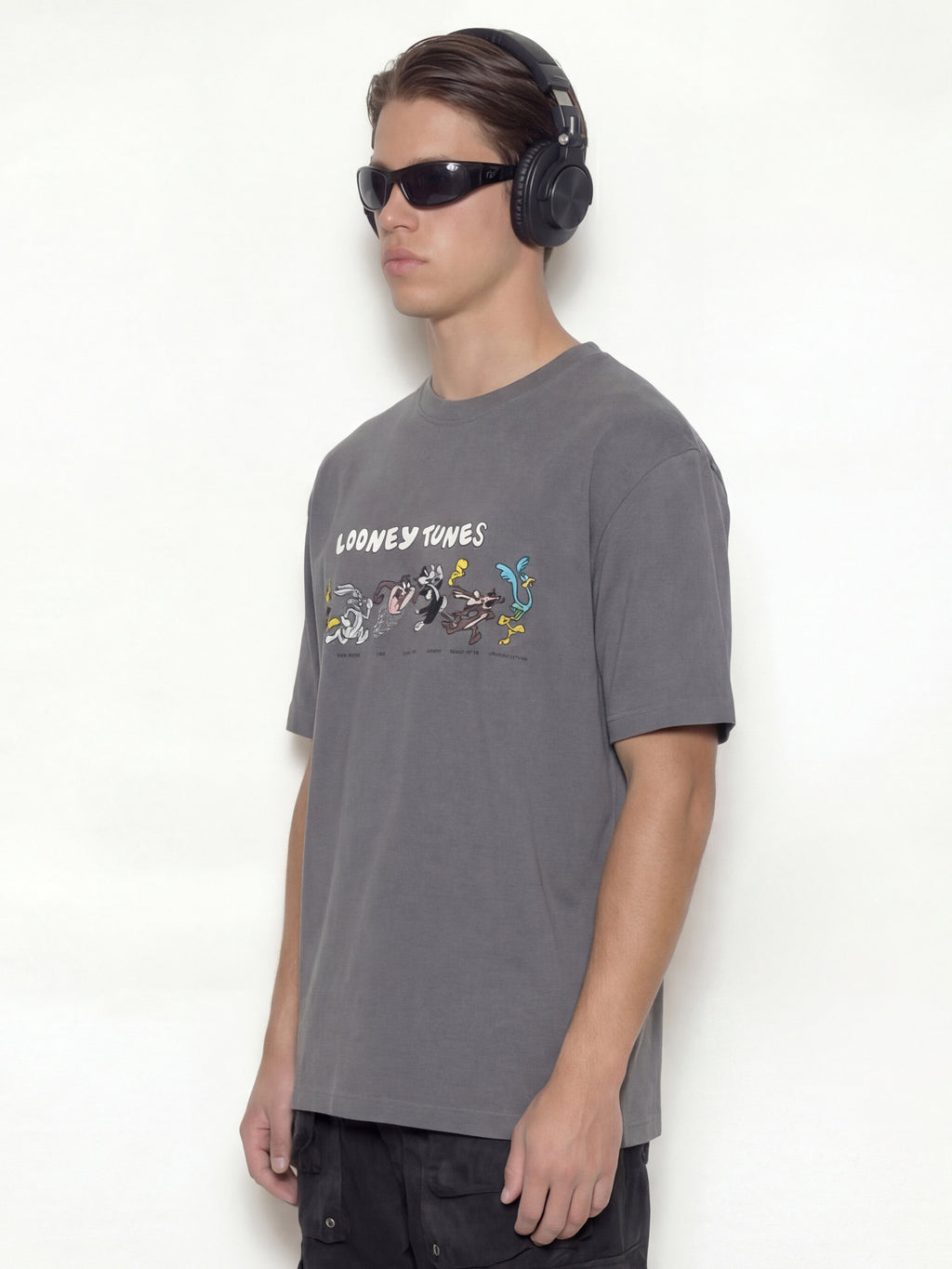 WB By Highlander Men Grey Looney Tunes Printed Round Neck T-Shirt - Grey - Image 6