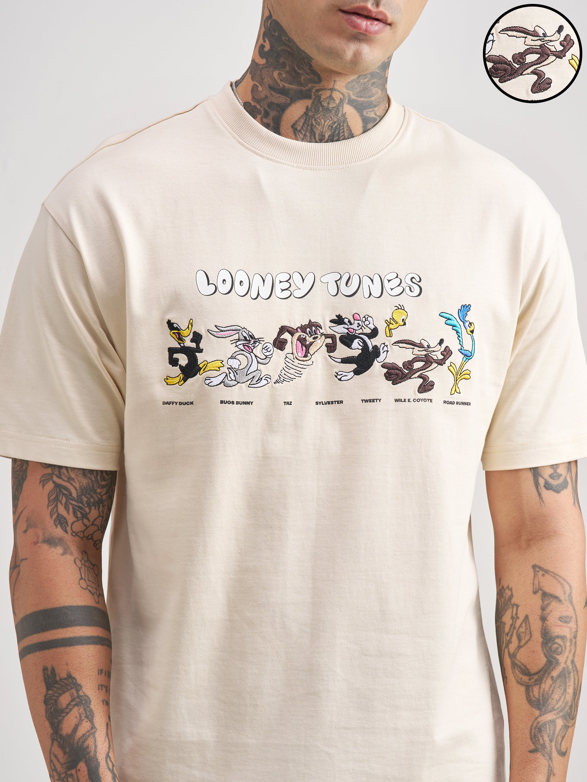 WB By Highlander Men Cream Looney Tunes Embroidered Round Neck T-Shirt - Cream - Image 5